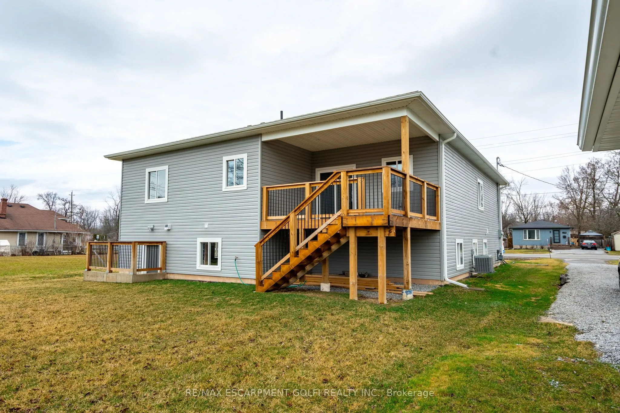 735 Dominion Road
