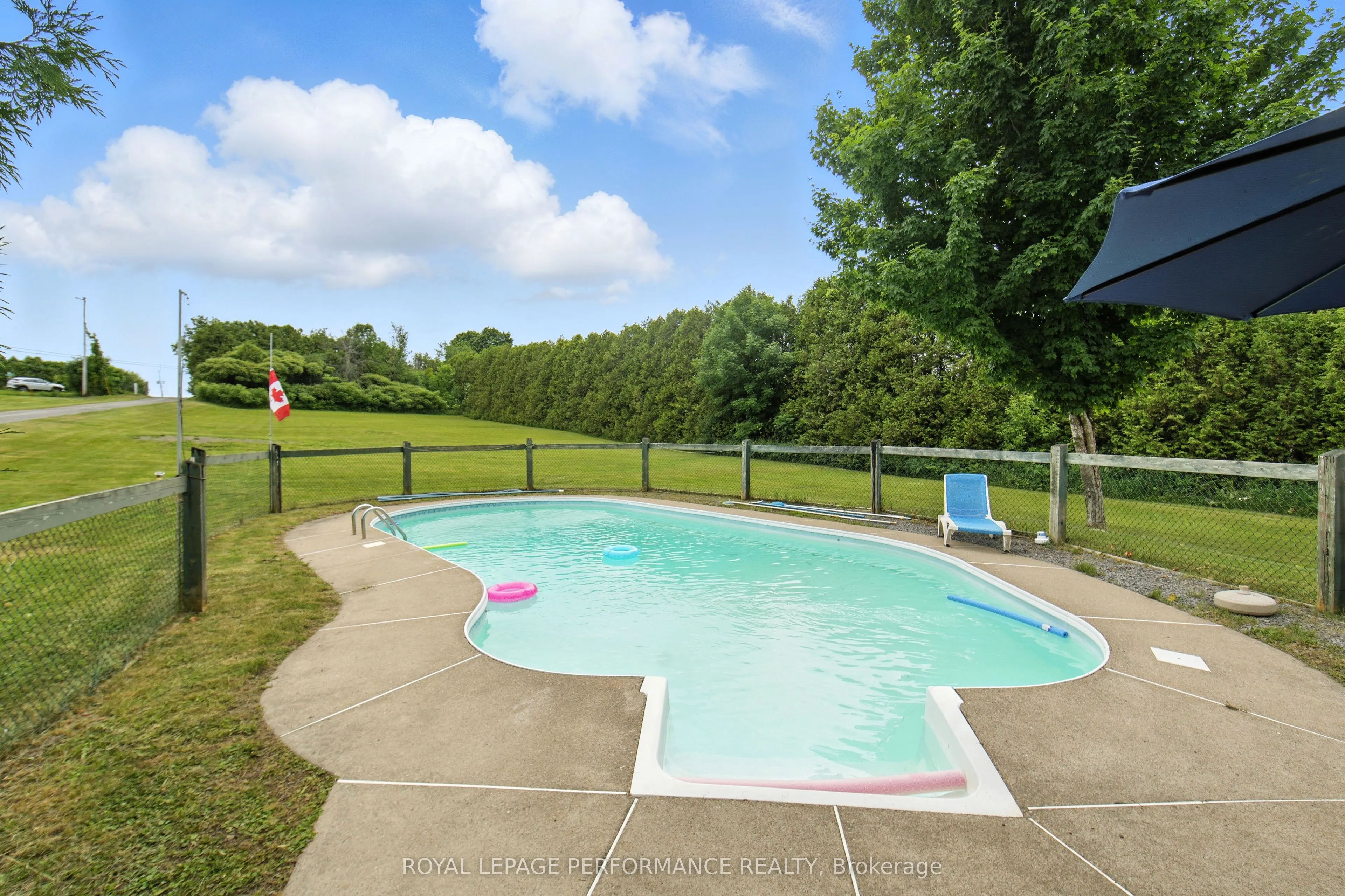 2505 Front Road
