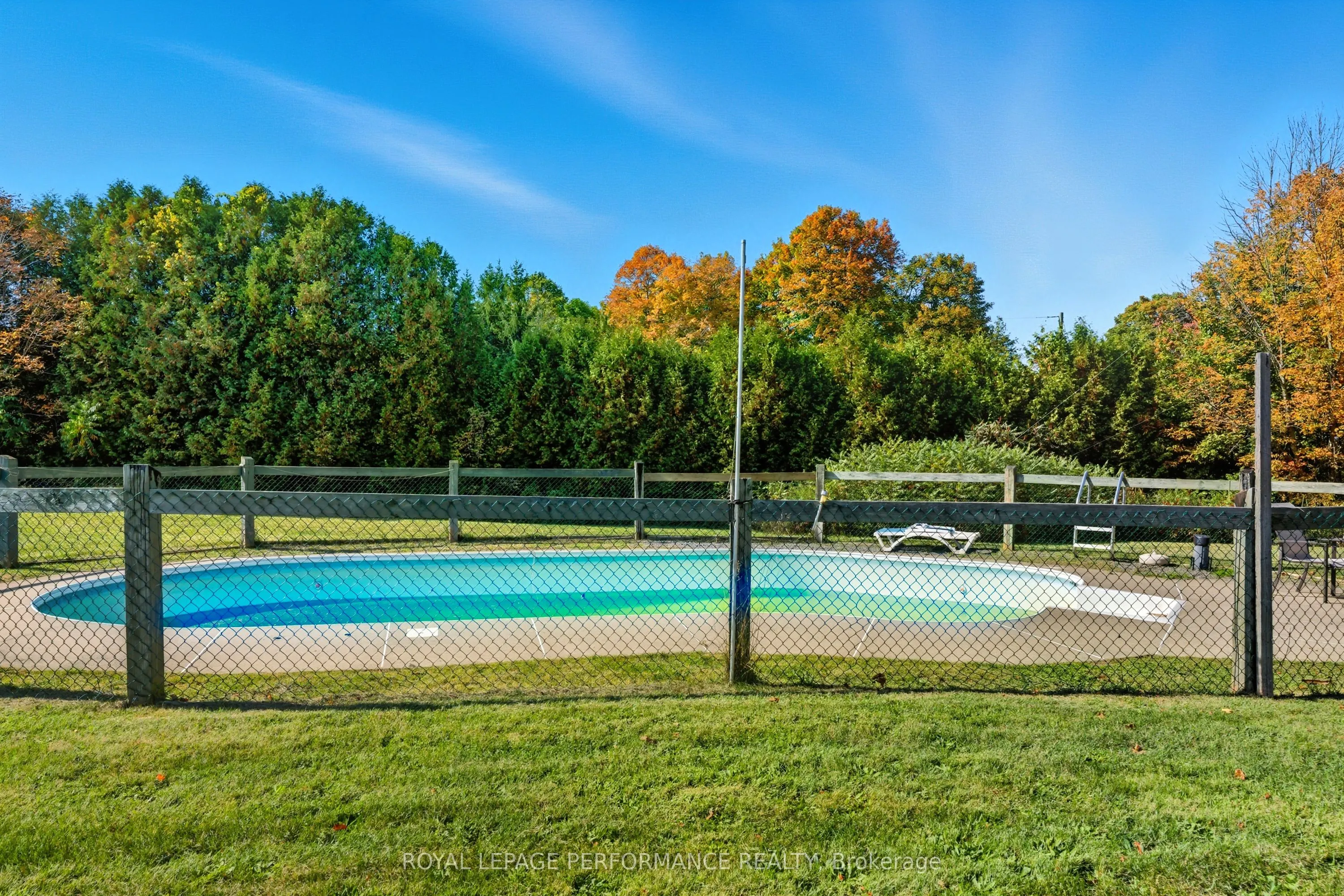 2505 Front Road