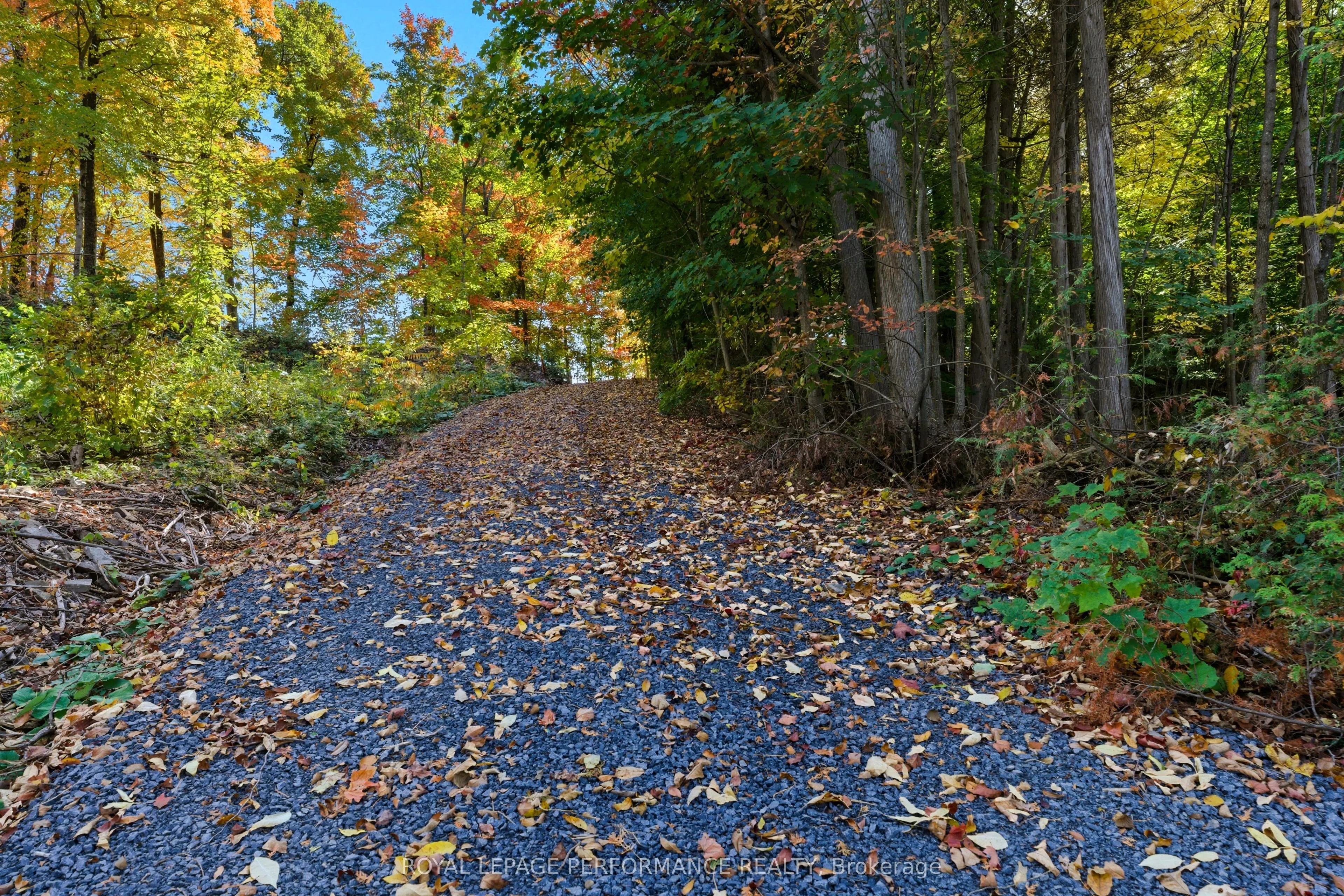 2505 Front Road
