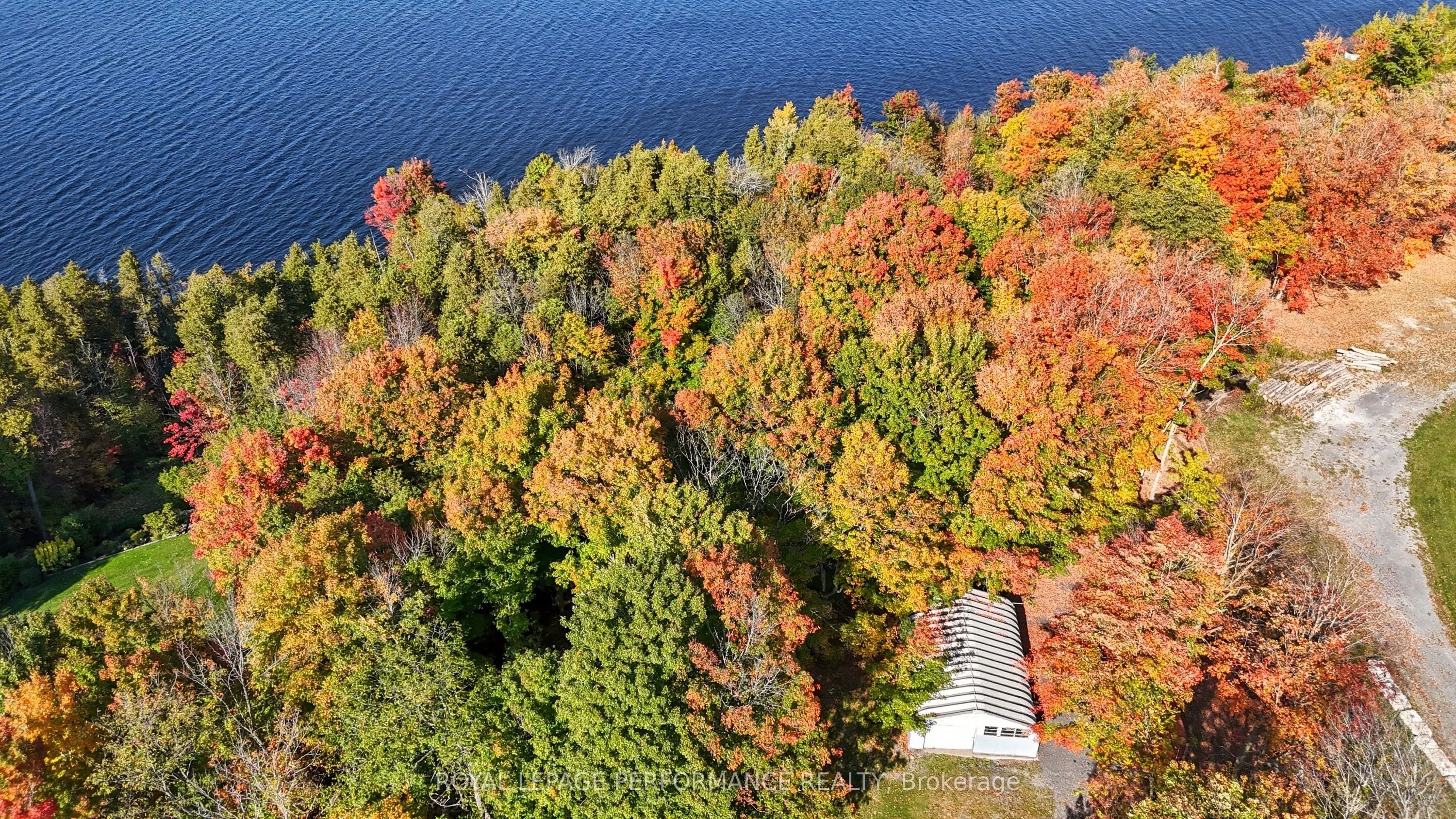 2505 Front Road