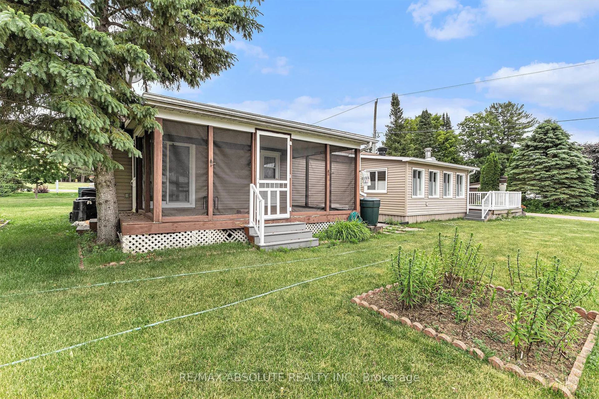 35 Woodside Lane