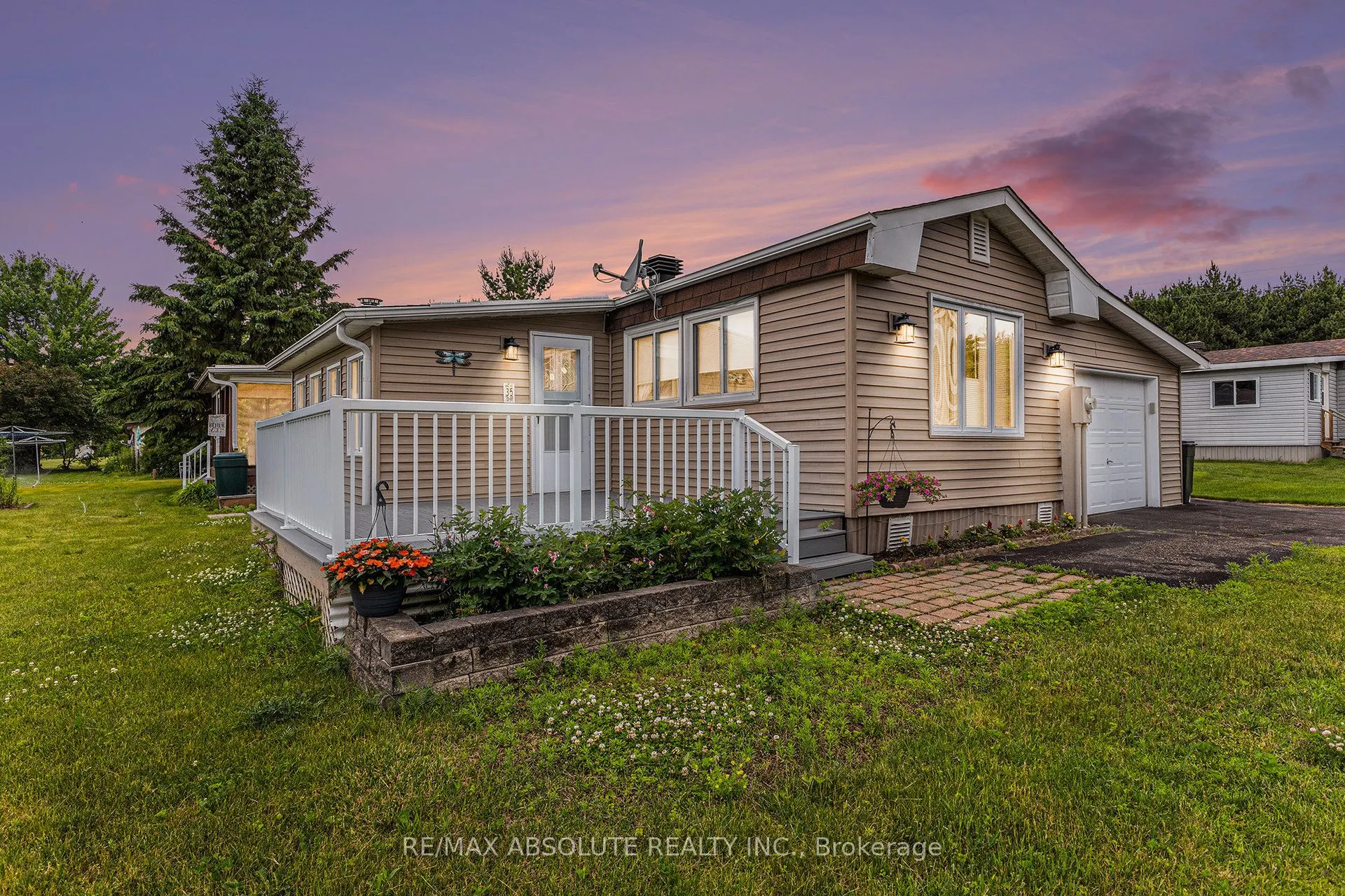 35 Woodside Lane
