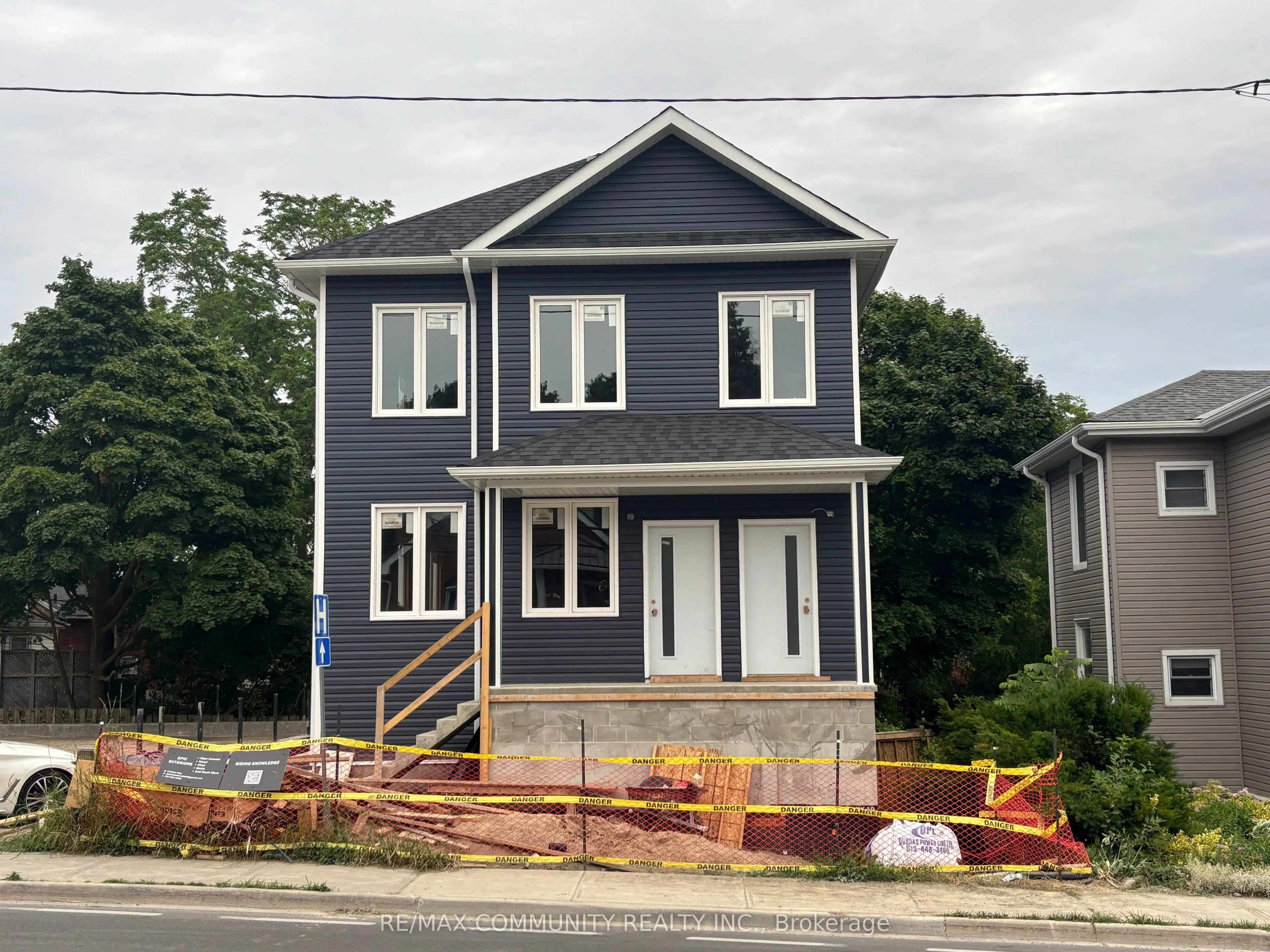 0 Dufferin Street