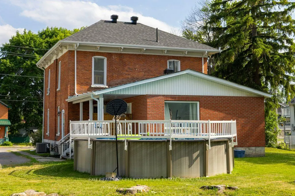359 Thomas Street