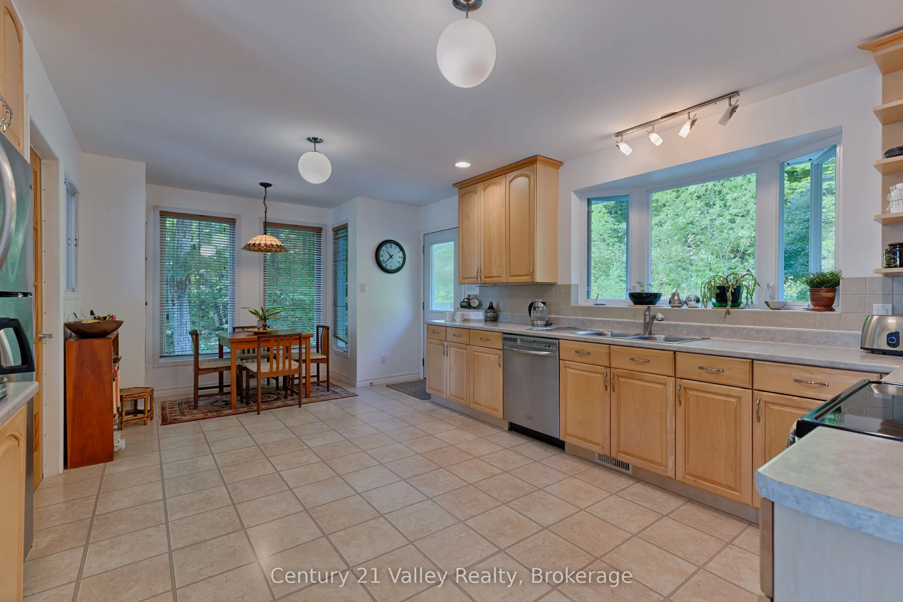 187 Mulberry Lane