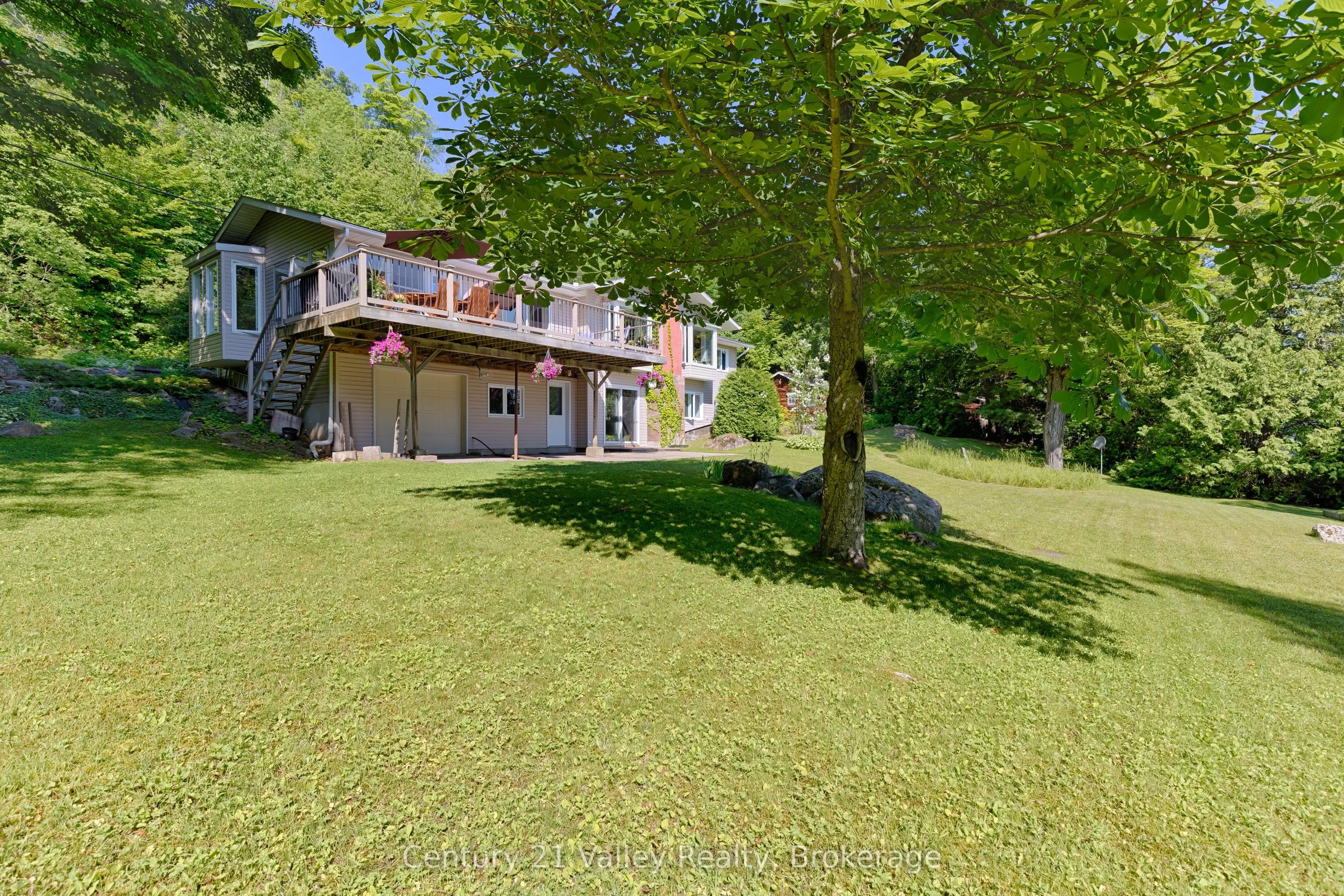 187 Mulberry Lane