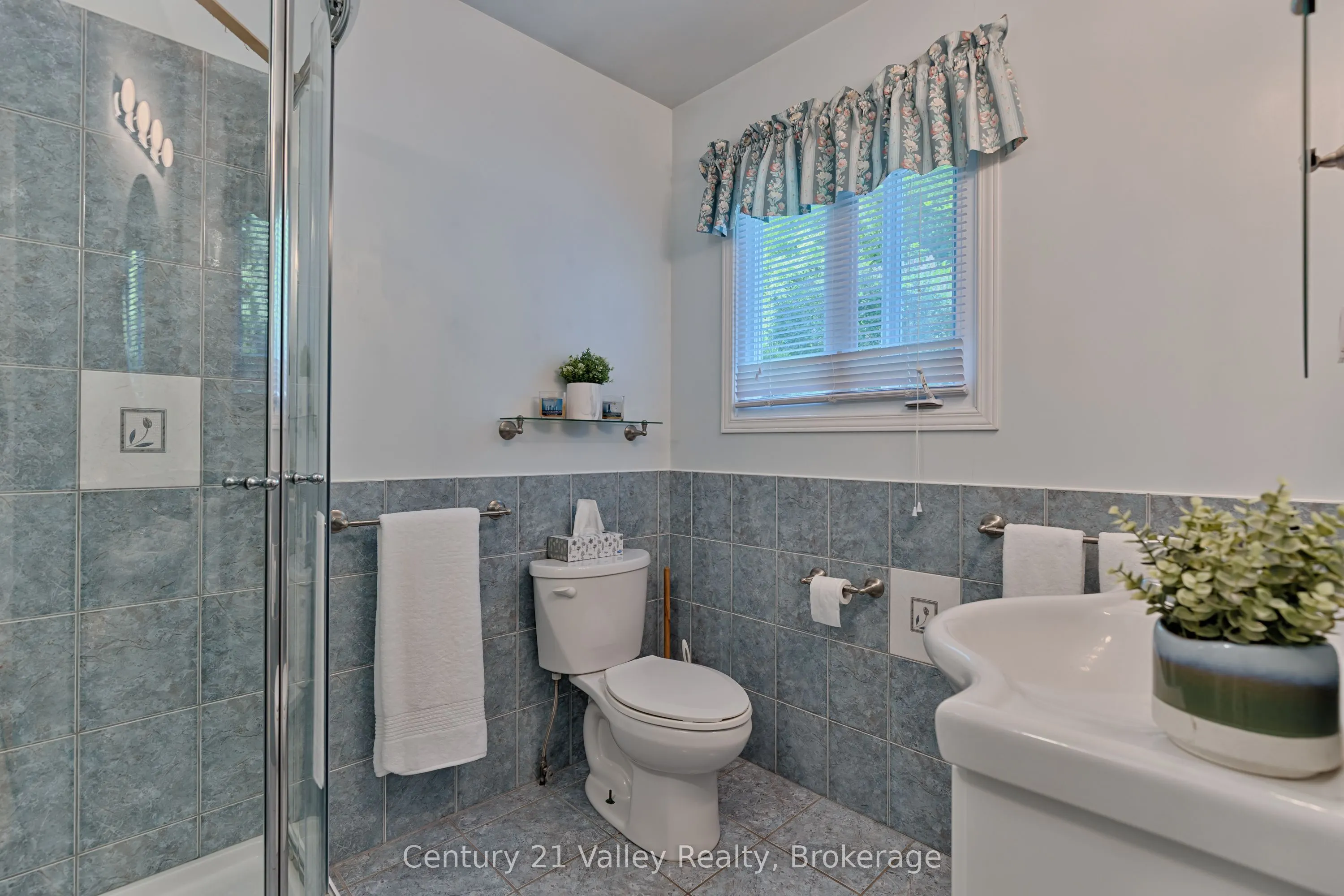187 Mulberry Lane