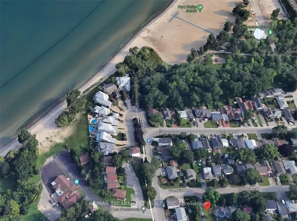 4 Grandview Drive