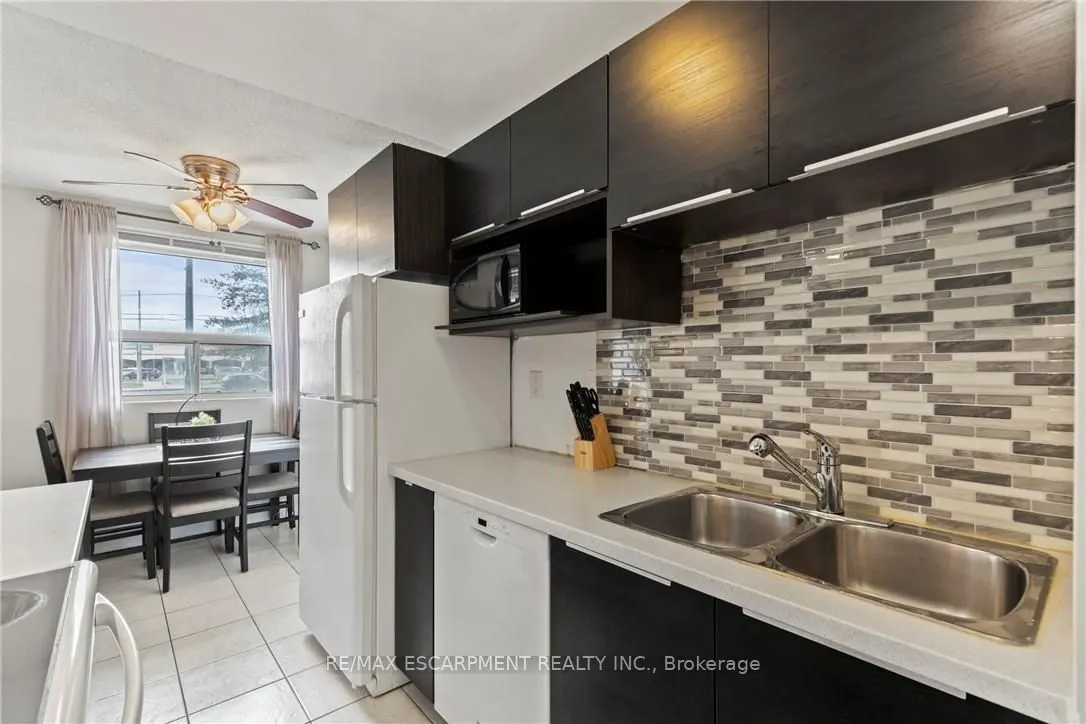 851 Queenston Road, #105