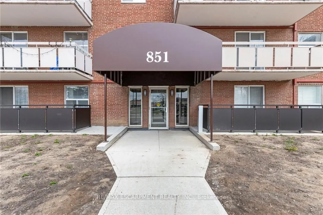 851 Queenston Road, #105