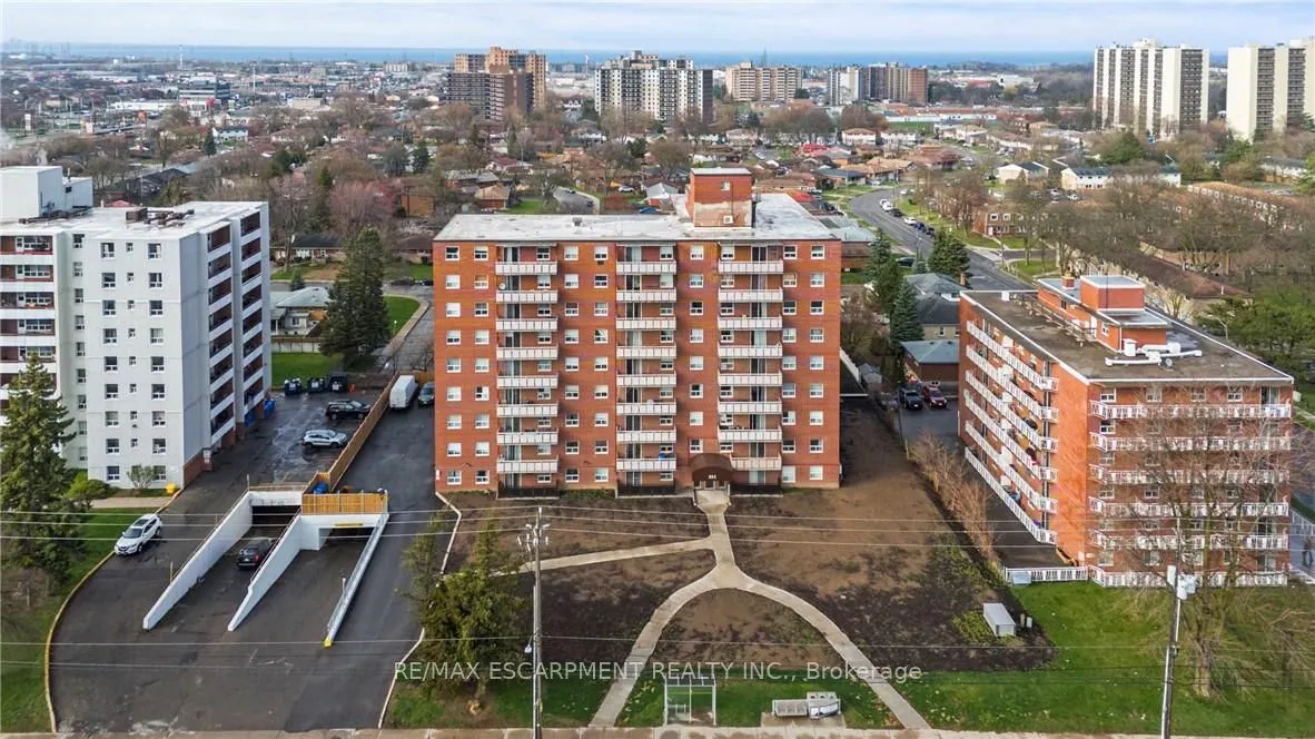851 Queenston Road, #105