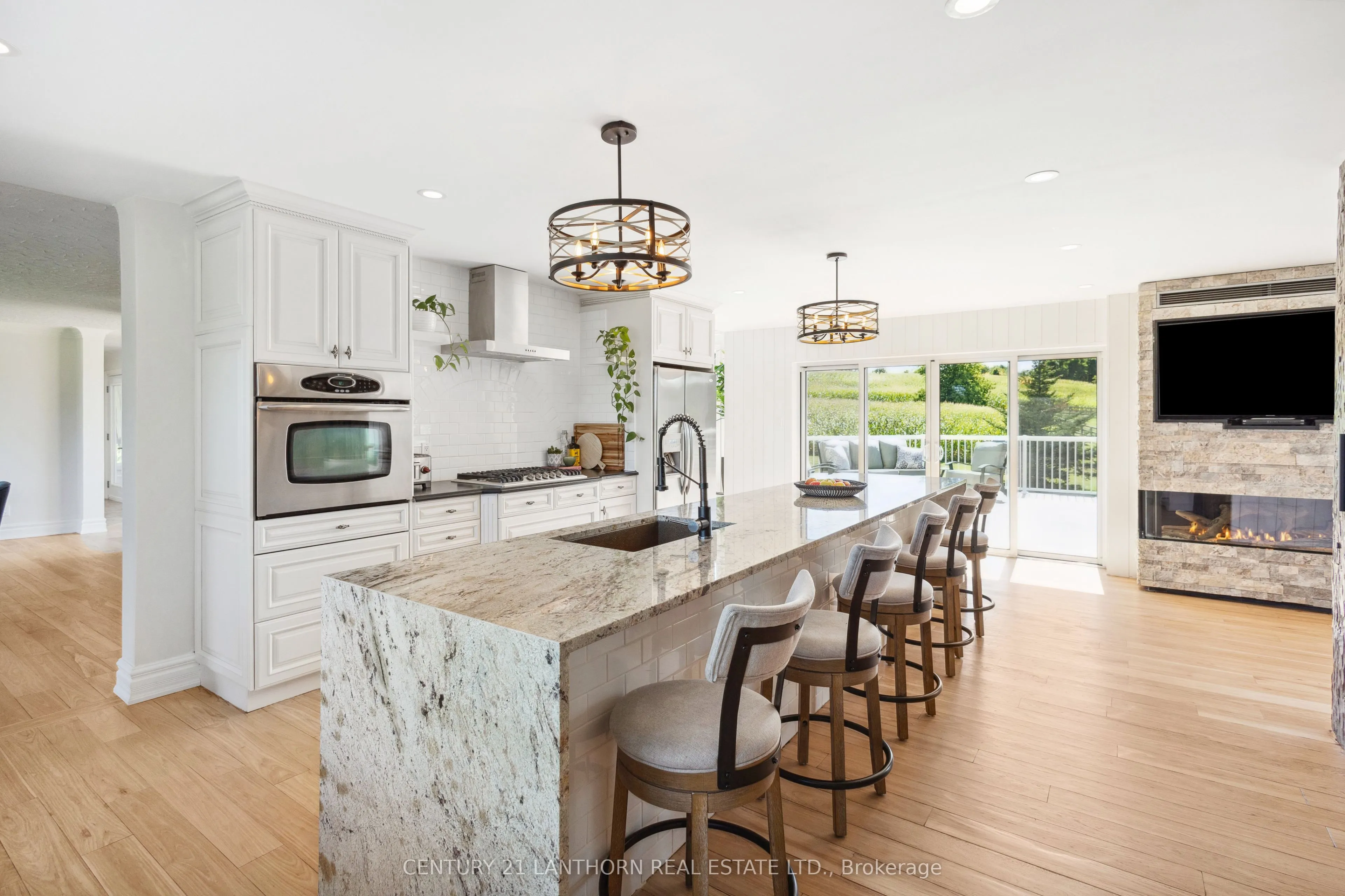 439 Oak Lake Road