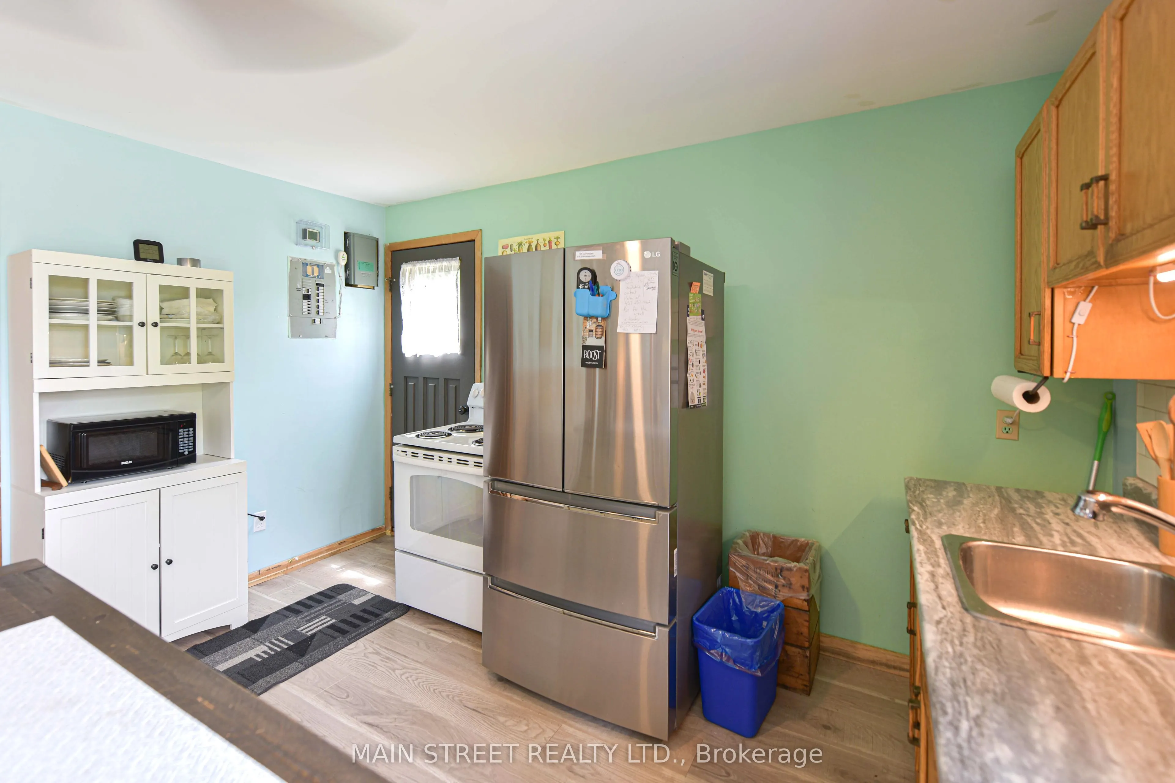 230 Lake Dalrymple Road #20