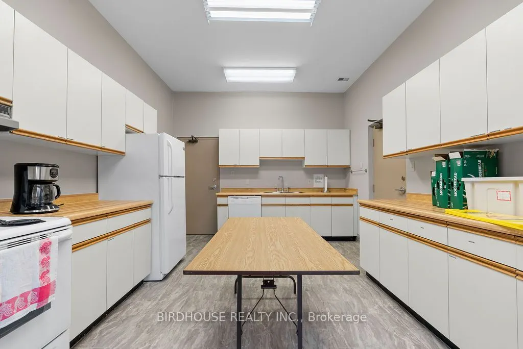 2 Heritage Way, #202