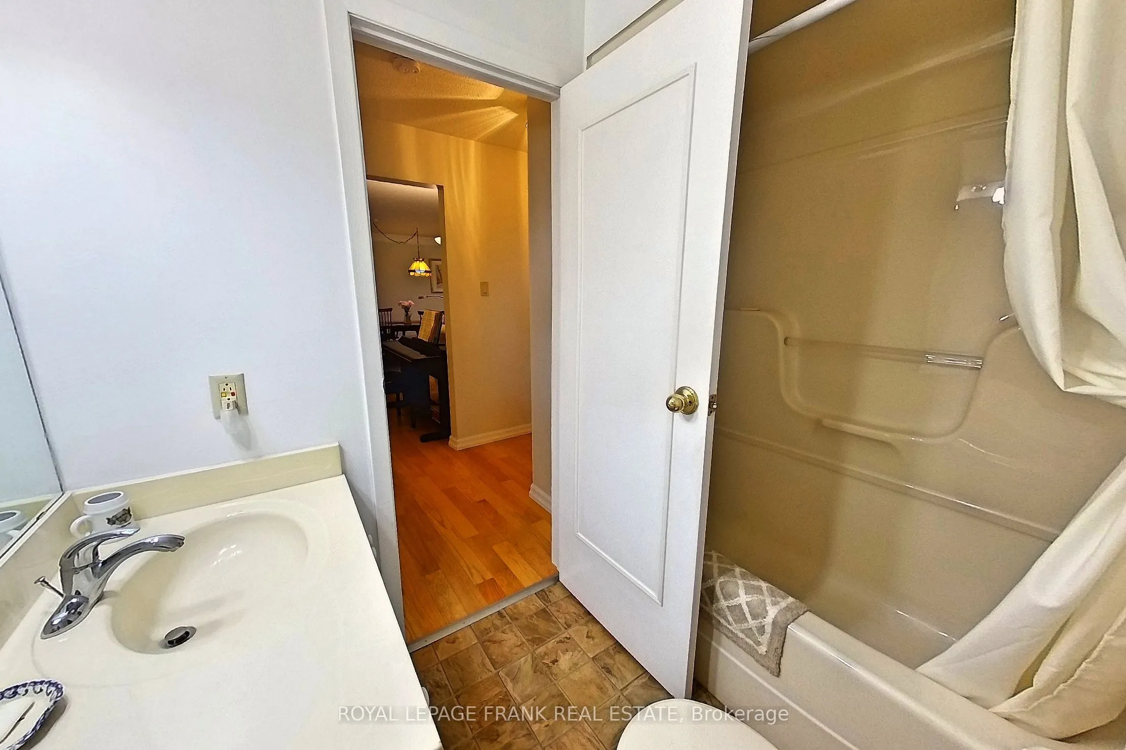 21 Paddock Wood, #1