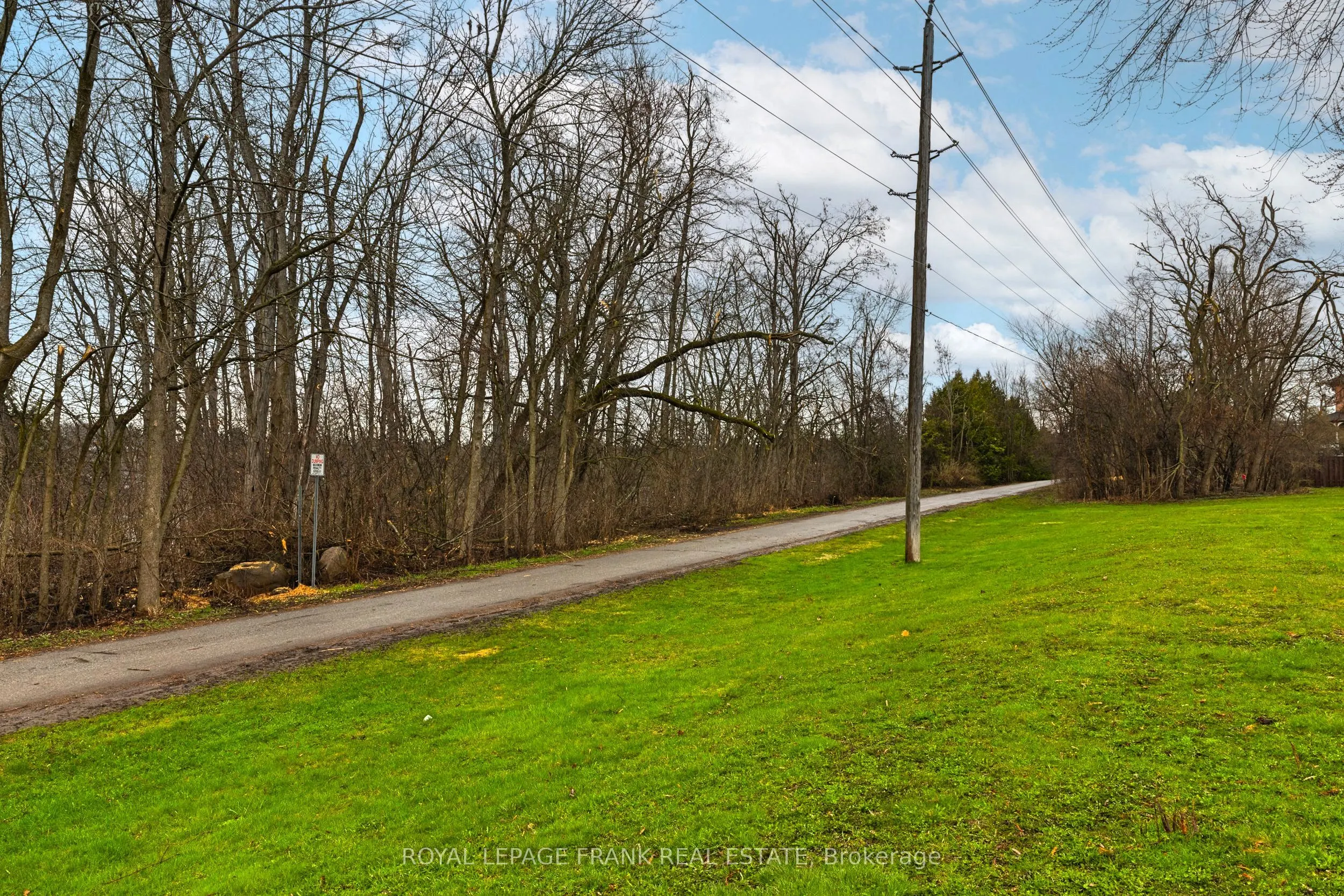 21 Paddock Wood, #1