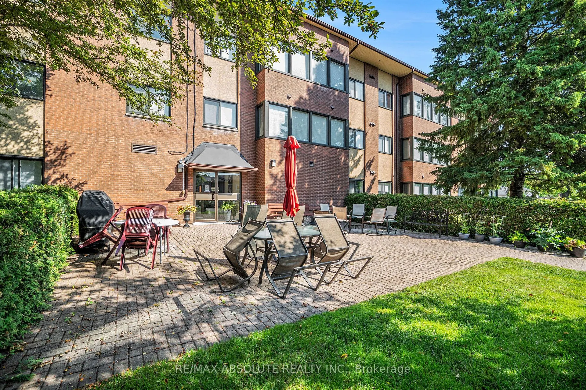 124 Daniel Street S #308
