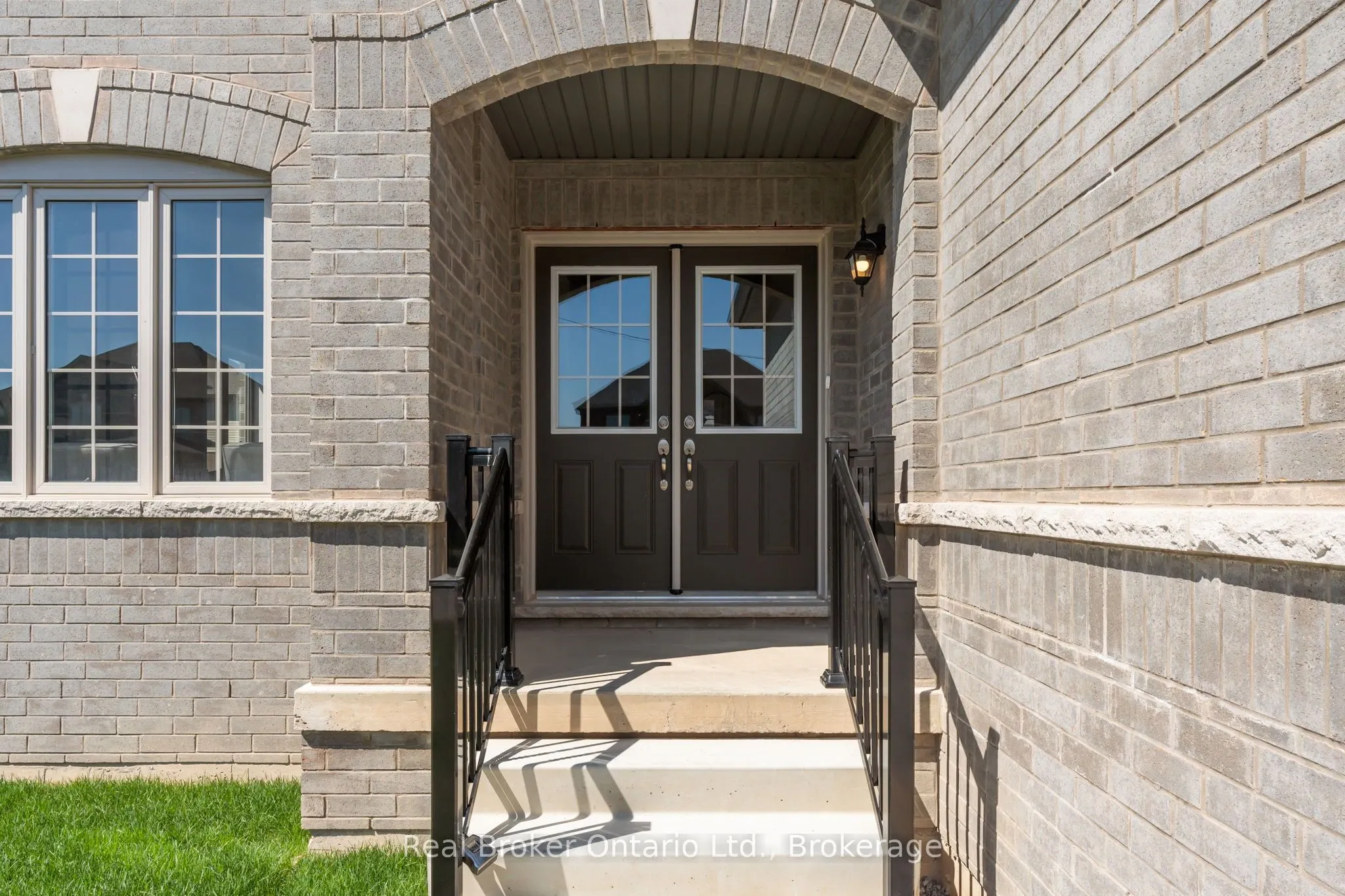 15 Venture Way