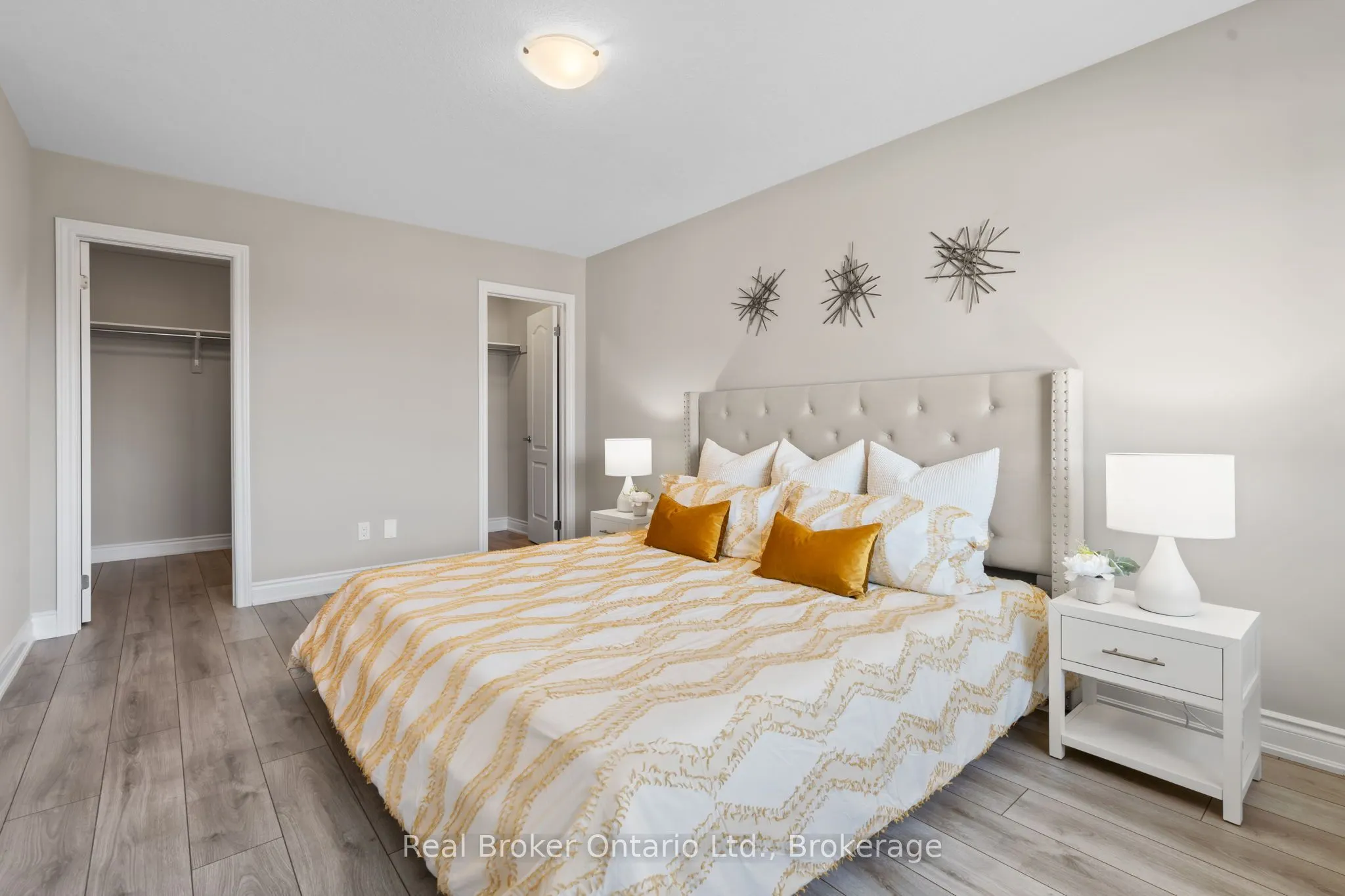 15 Venture Way