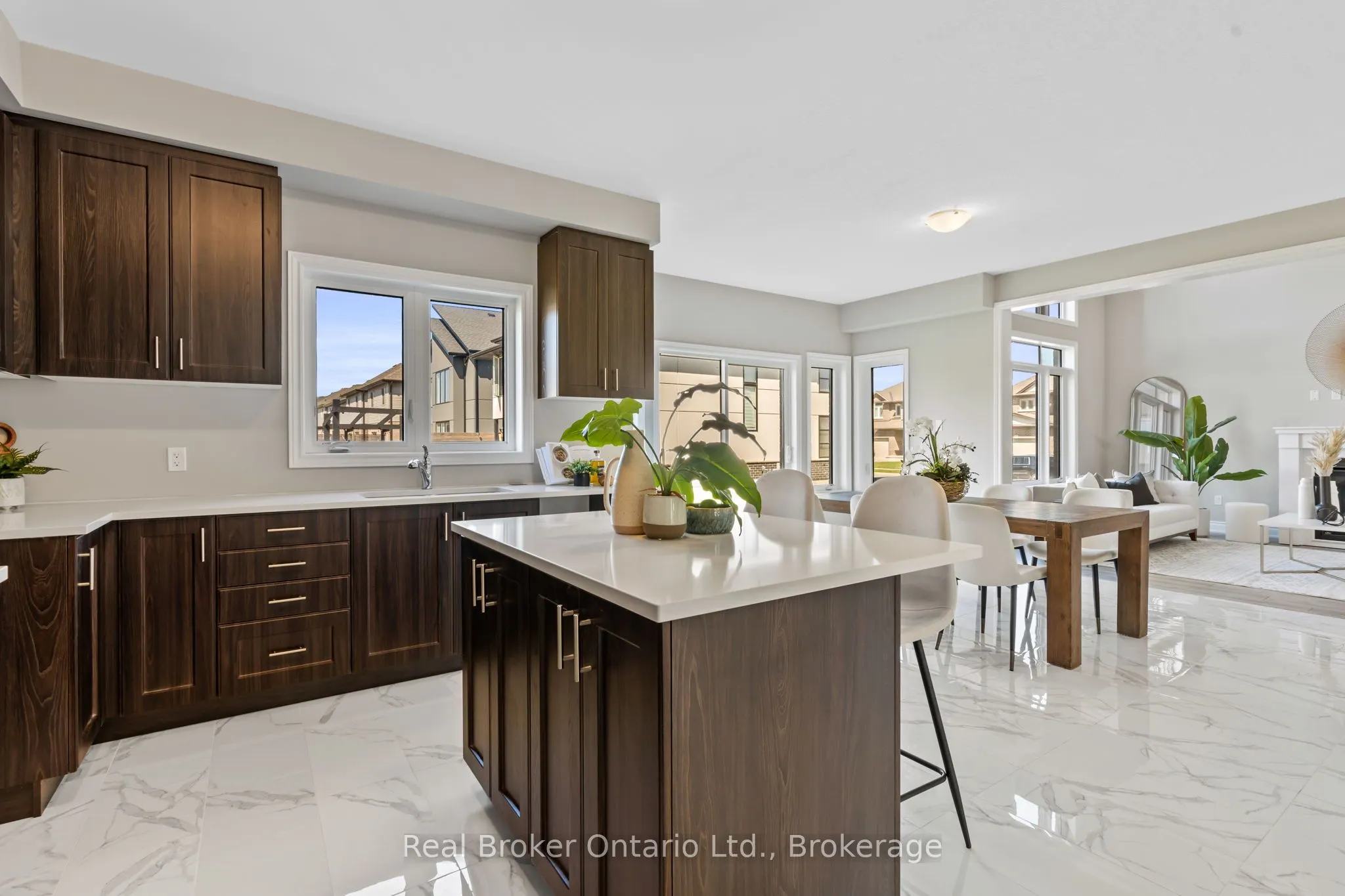 15 Venture Way