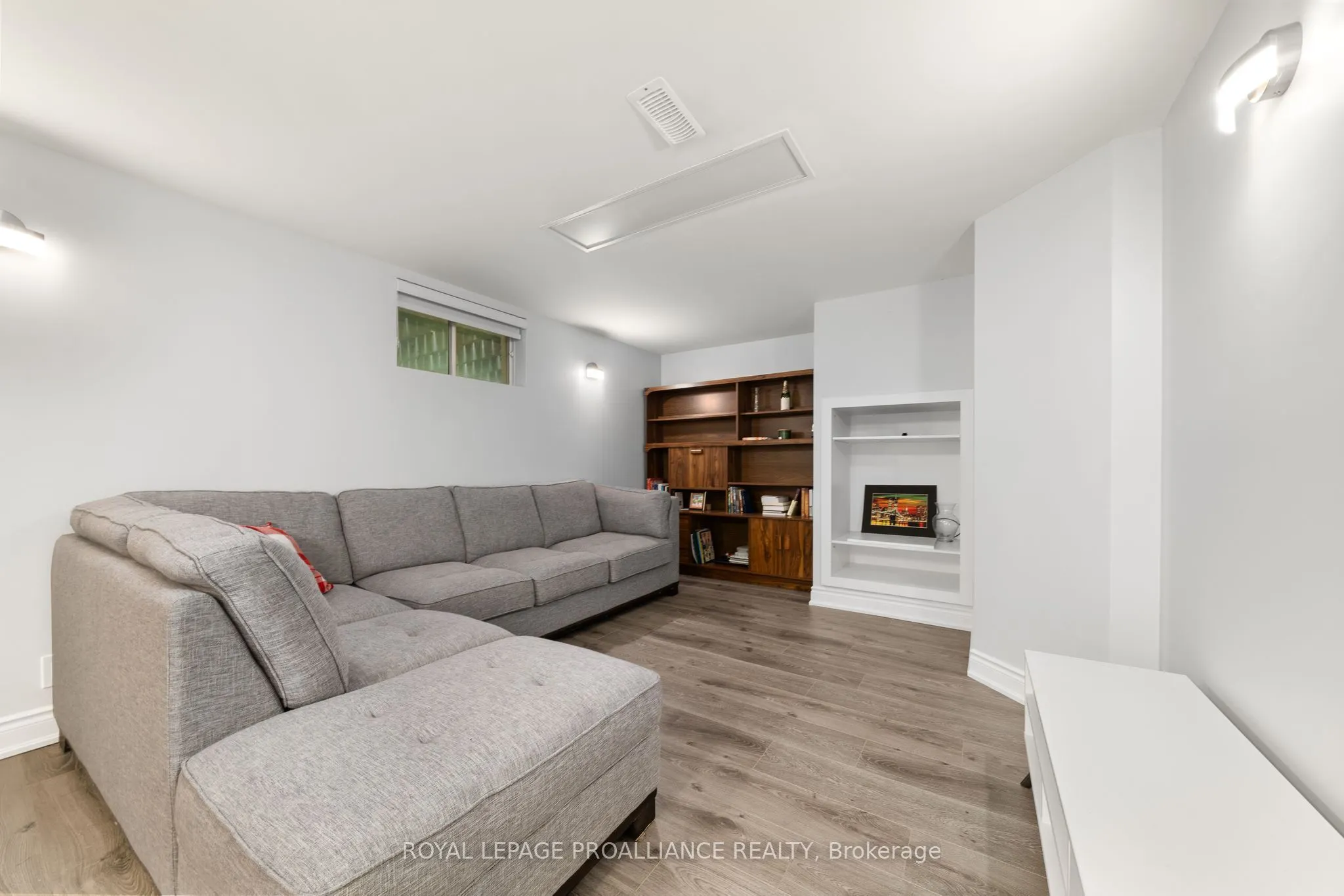12 Hastings Drive