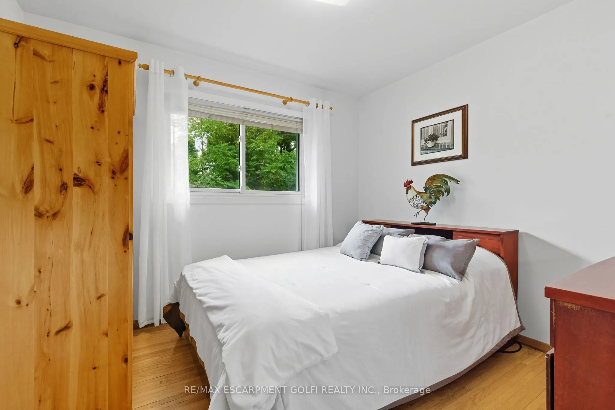 16 Glendale Drive