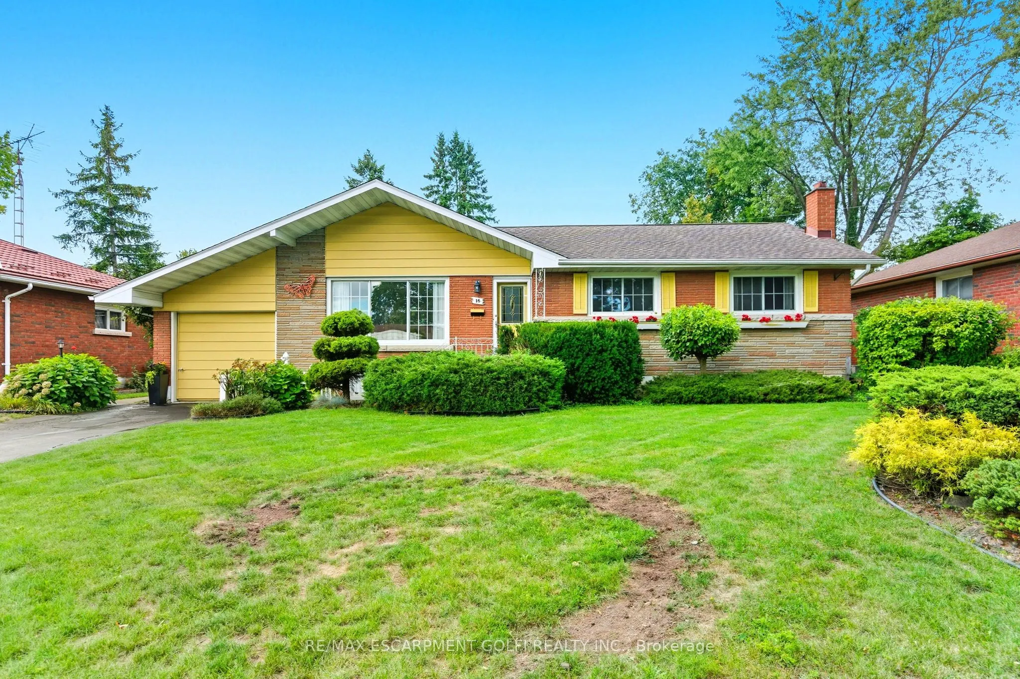 16 Glendale Drive