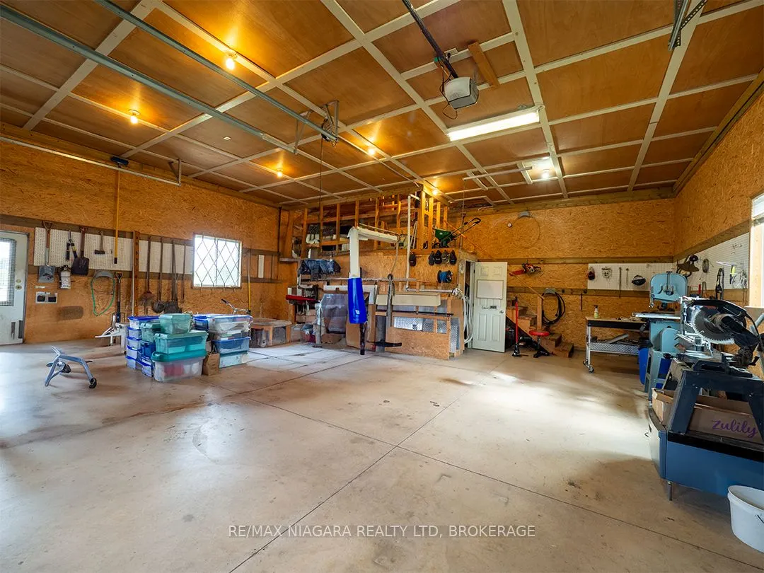 20219 Youngs Road S