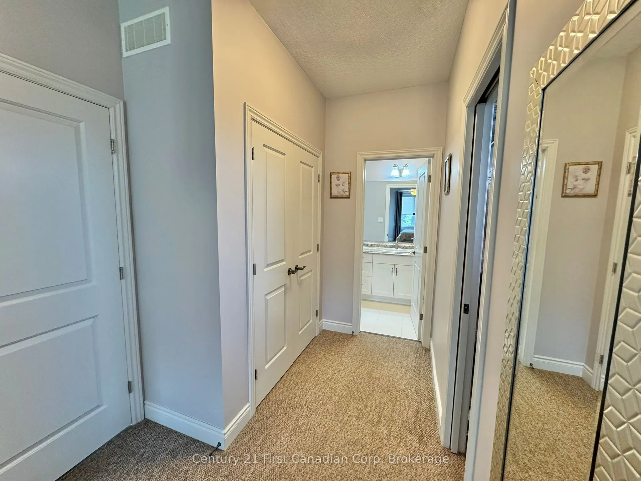 132 Robin Ridge Drive, #7