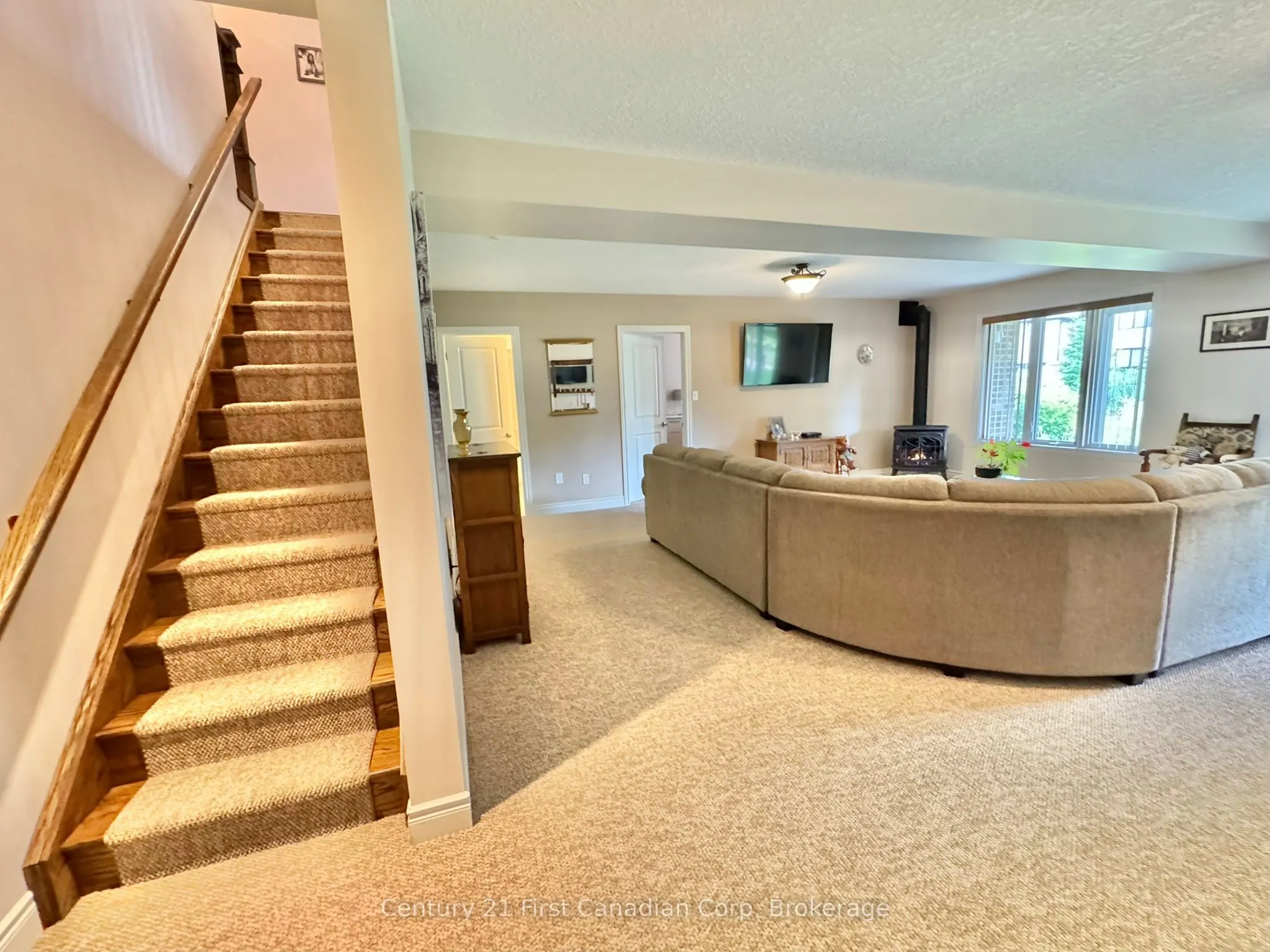 132 Robin Ridge Drive, #7