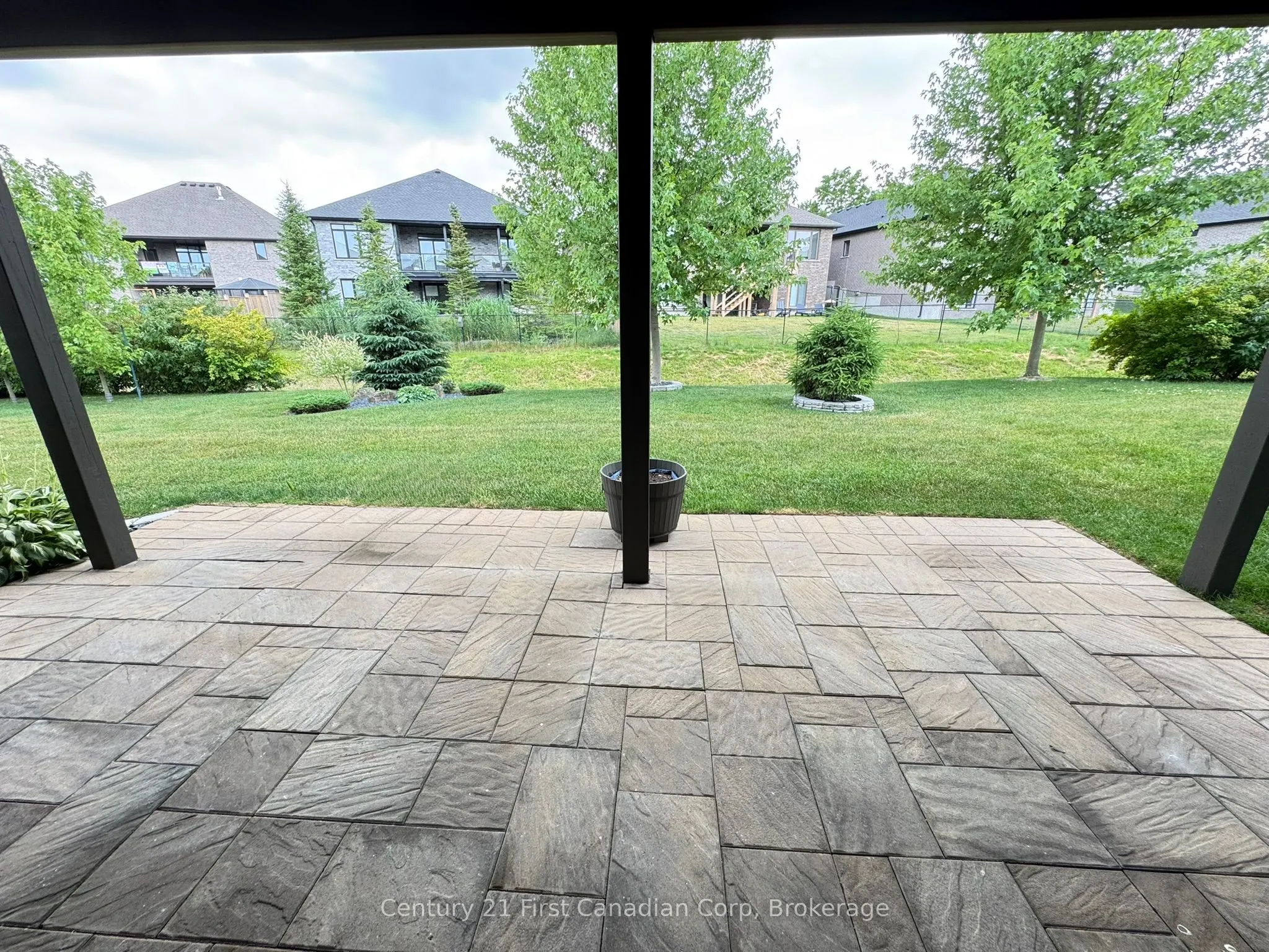 132 Robin Ridge Drive, #7
