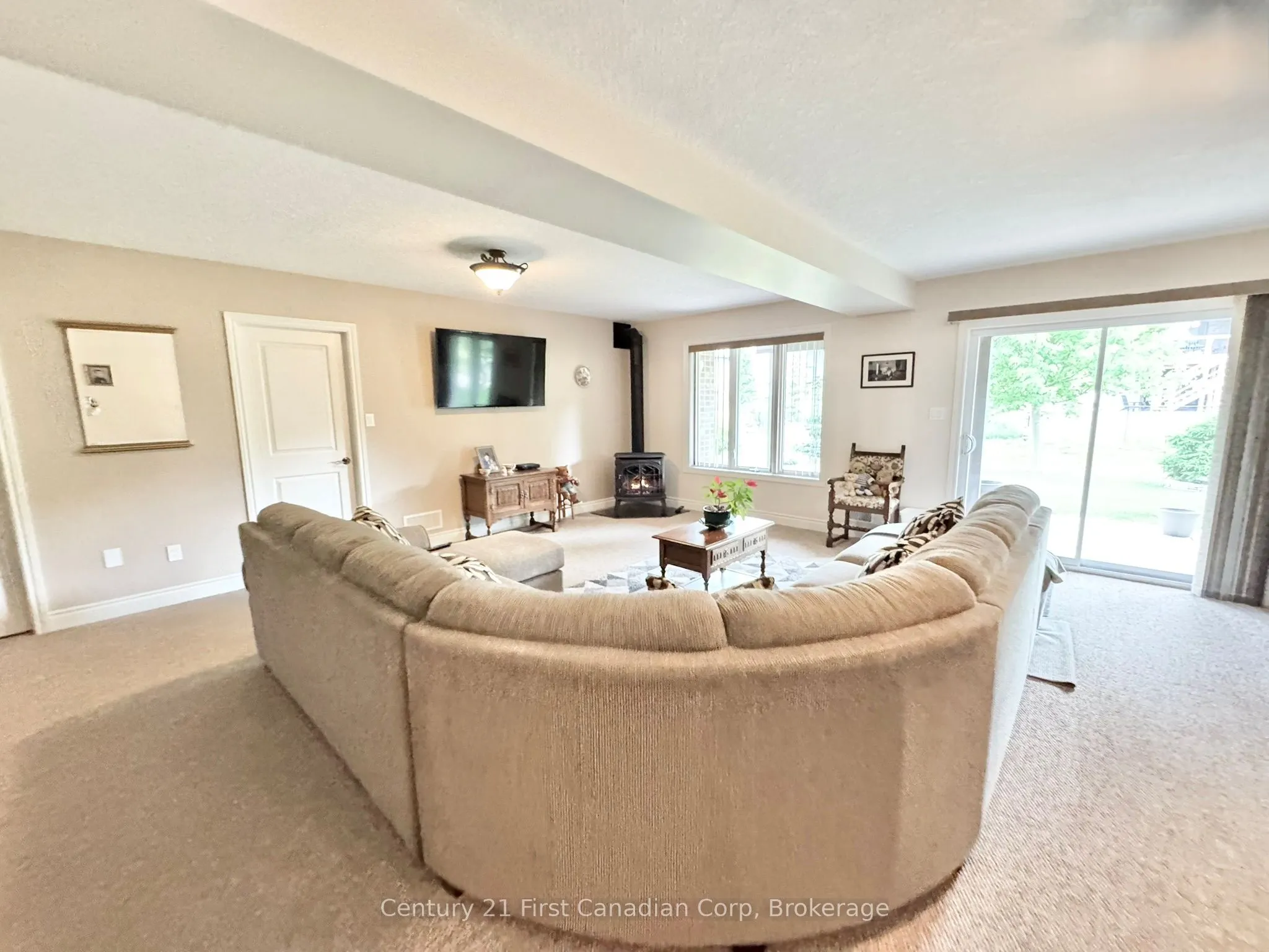 132 Robin Ridge Drive, #7