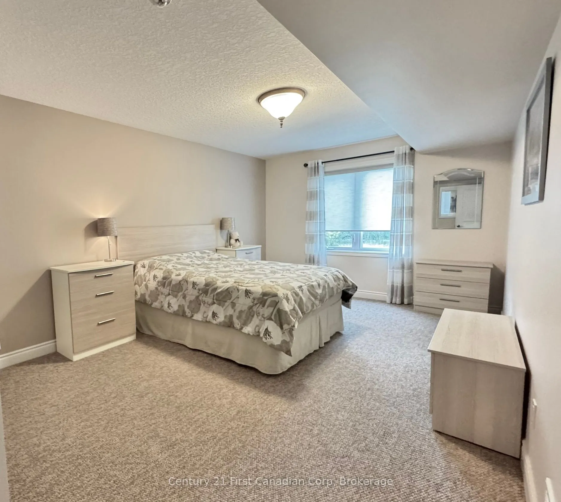 132 Robin Ridge Drive, #7