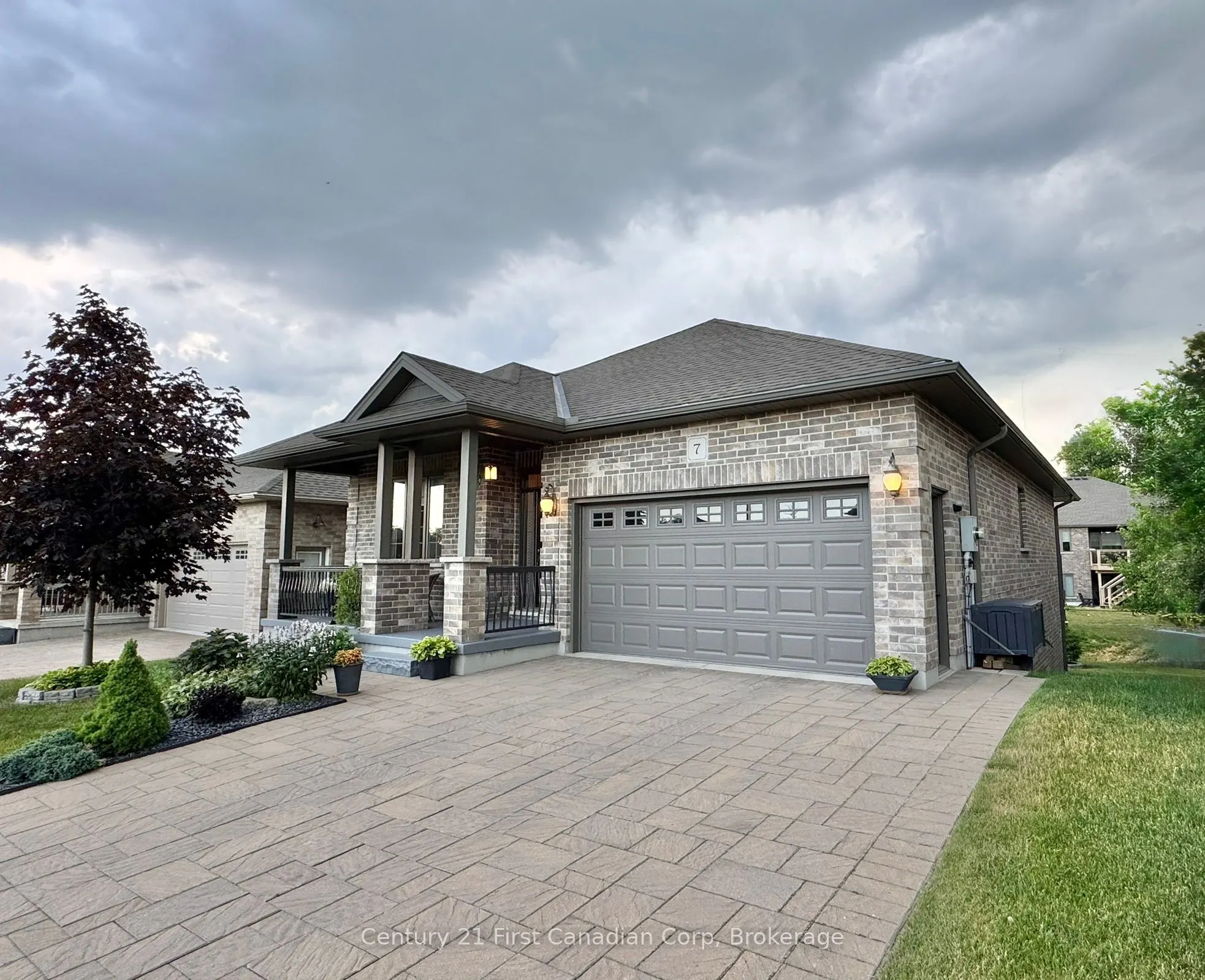132 Robin Ridge Drive, #7