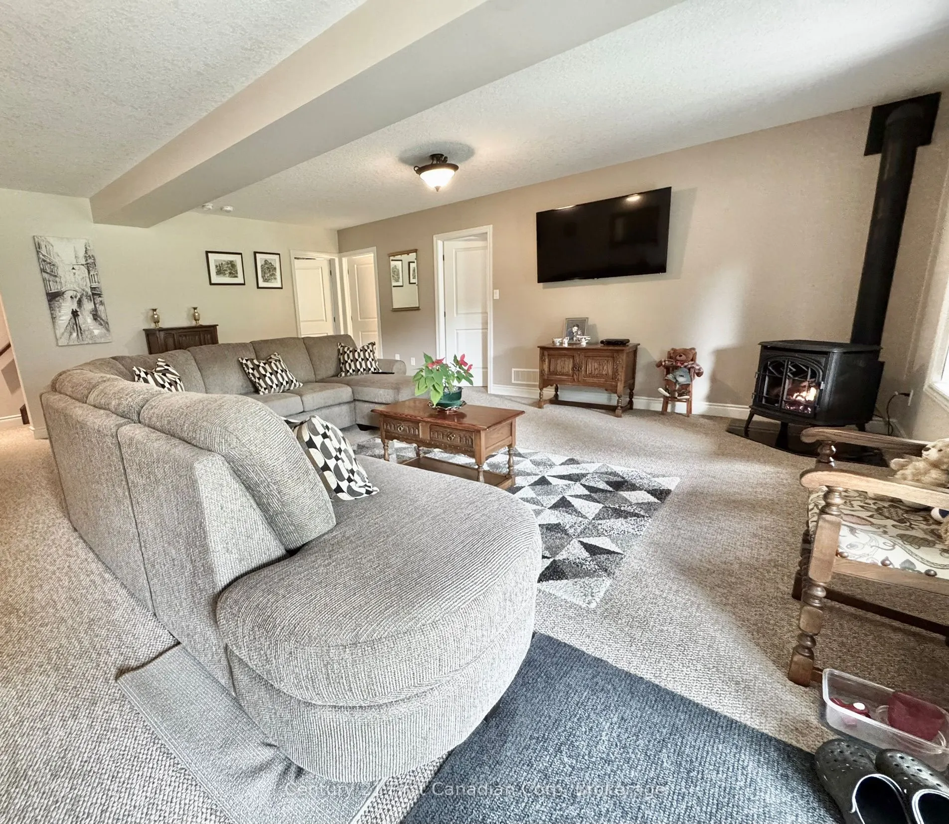 132 Robin Ridge Drive, #7