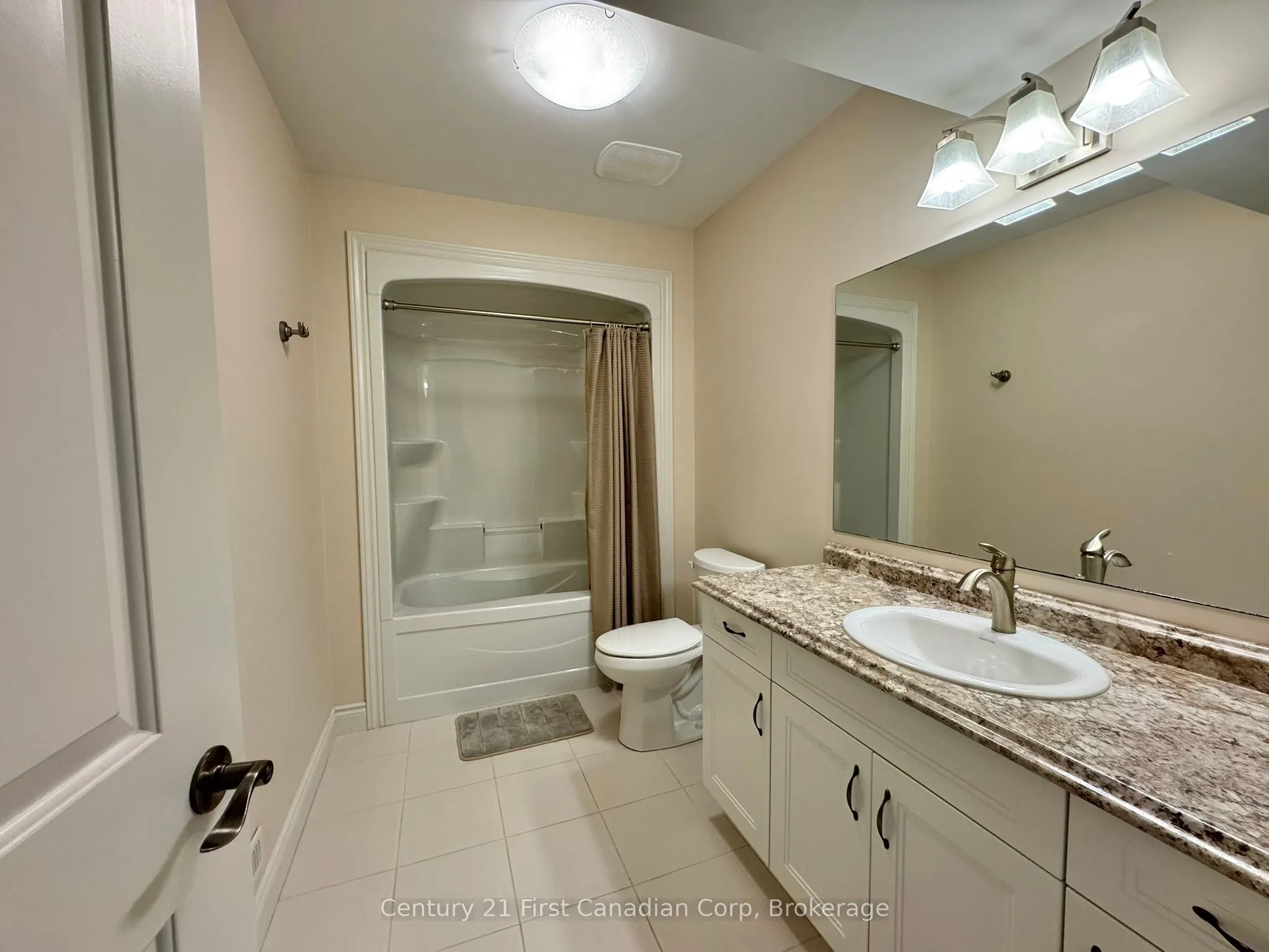 132 Robin Ridge Drive, #7