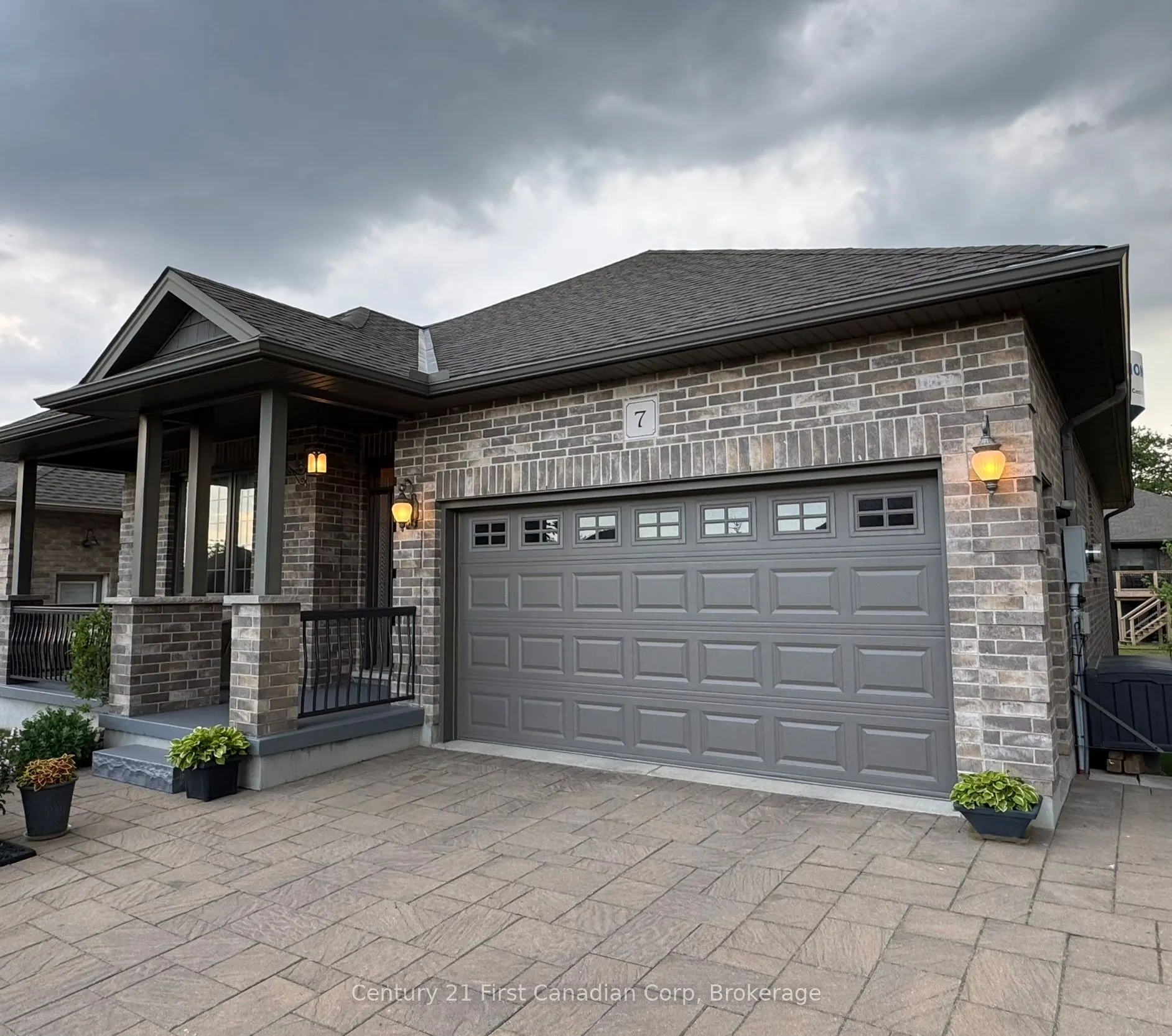 132 Robin Ridge Drive, #7