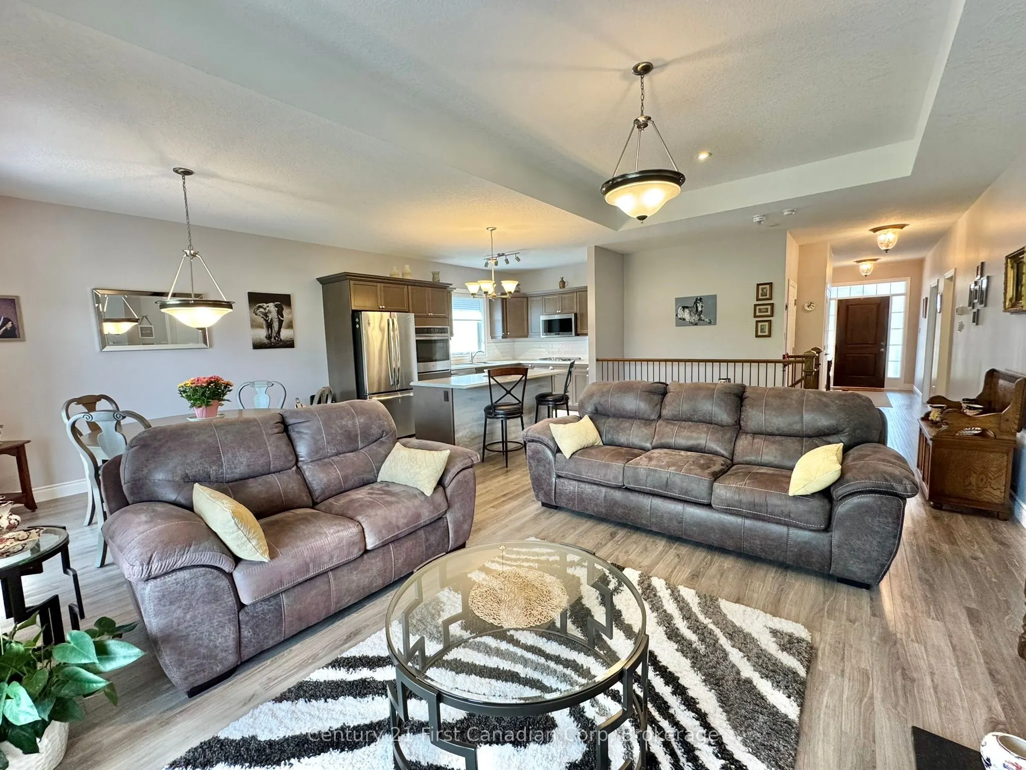 132 Robin Ridge Drive, #7