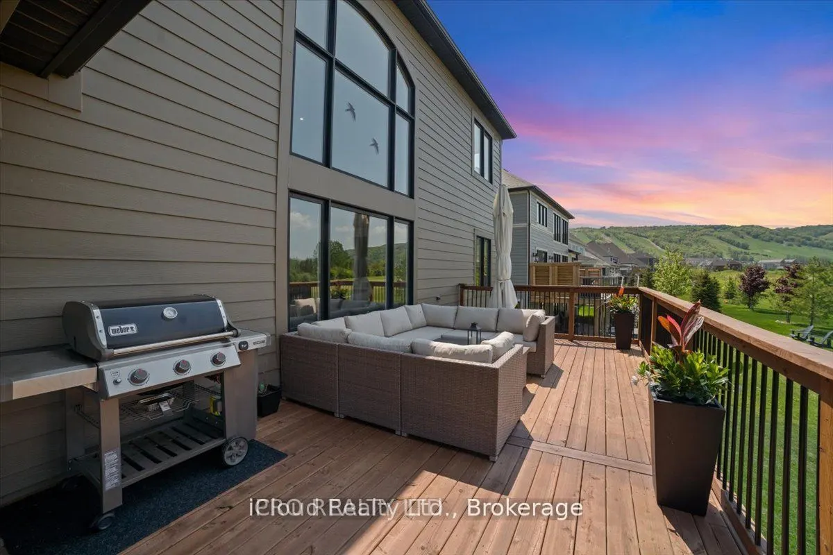 138 Creekwood Court E