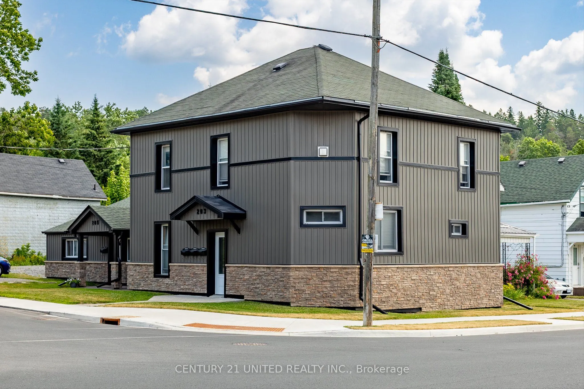 203 Carlisle Avenue