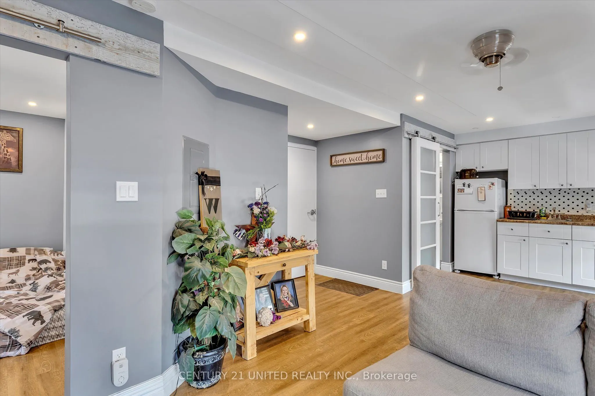 203 Carlisle Avenue