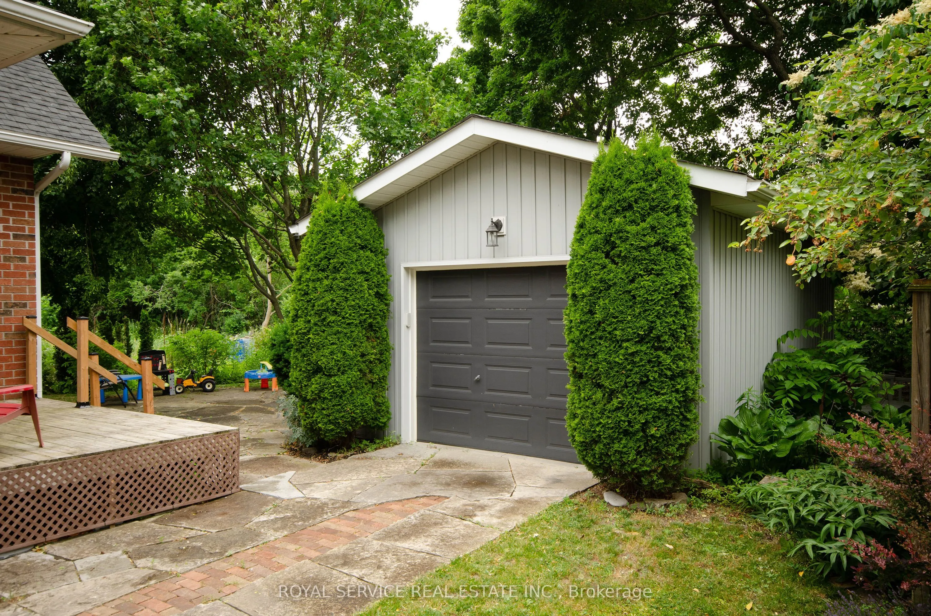 28 Clifton Road