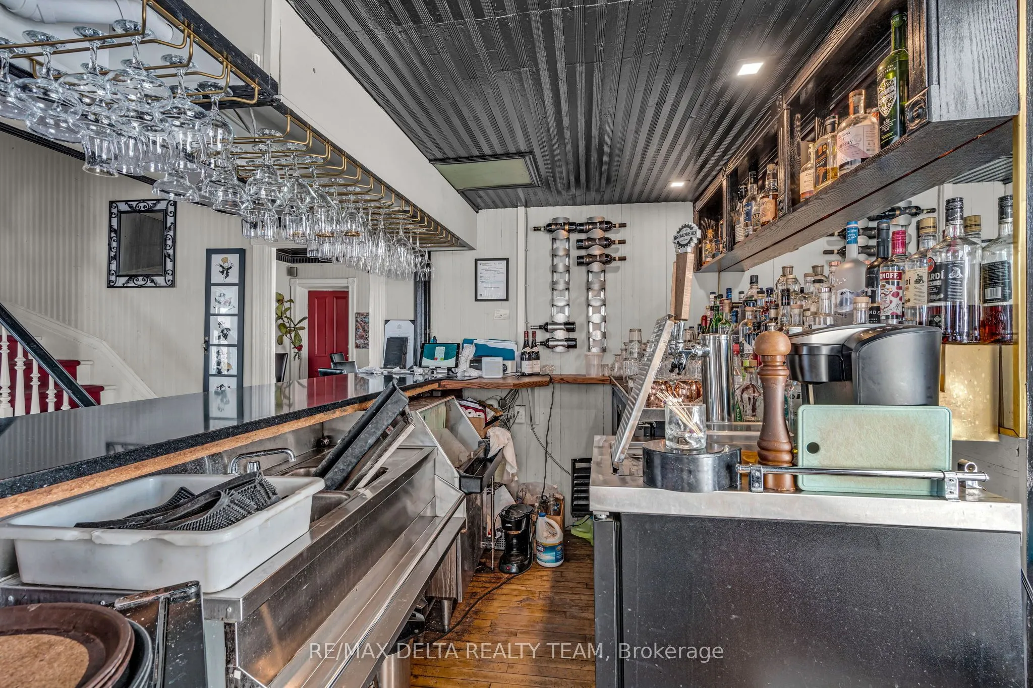 2607 OLD MONTREAL Road