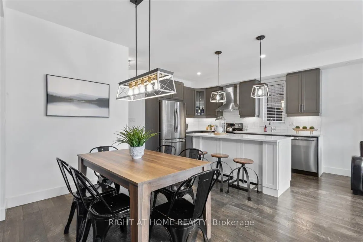 206 Yellow Birch Crescent