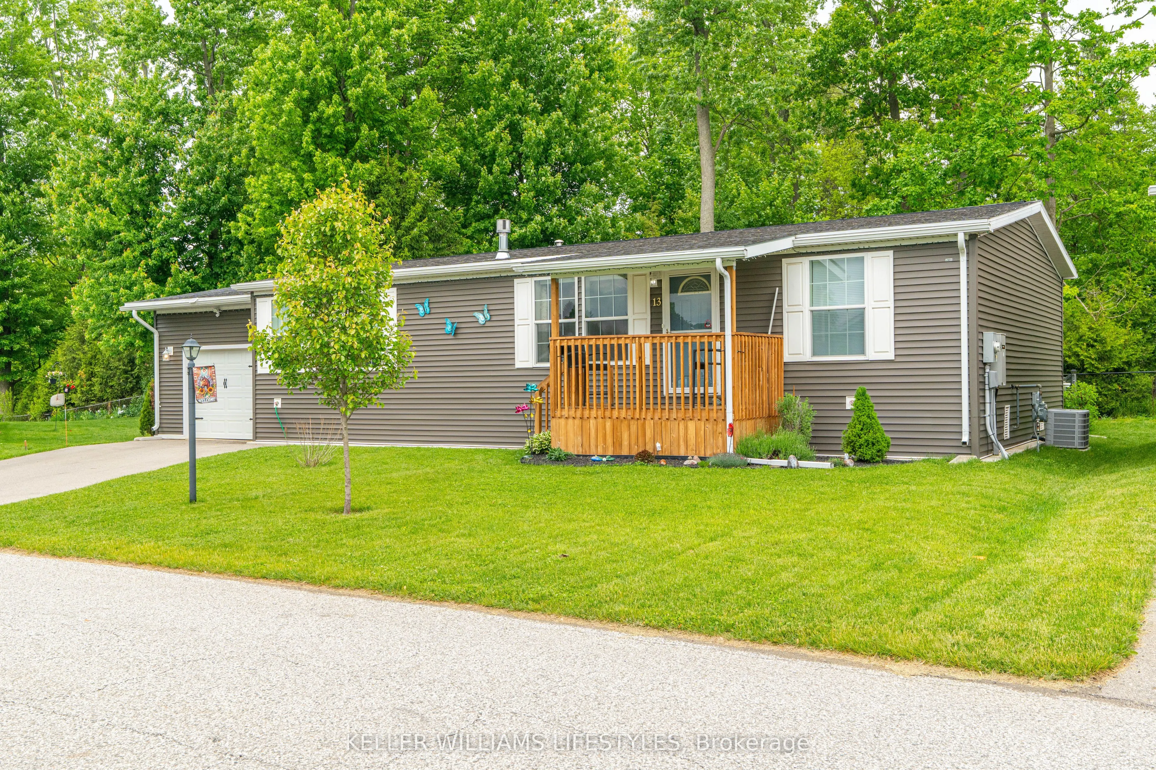 13 Kellestine Drive