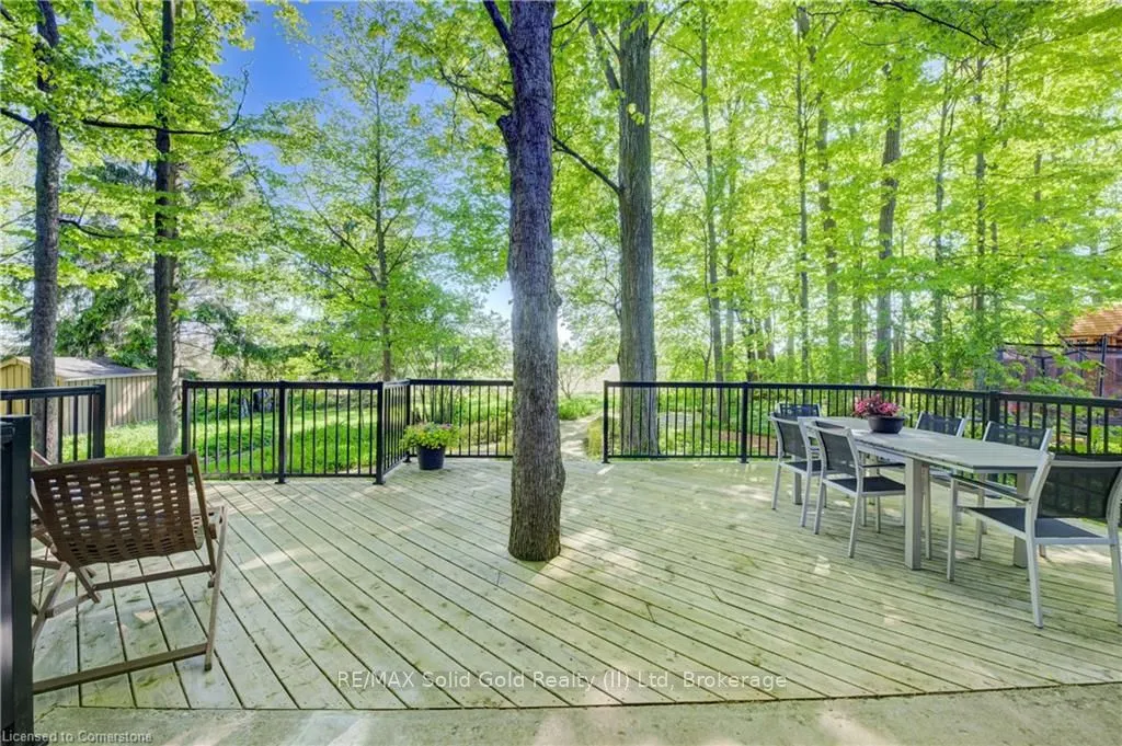 239 Corrie Crescent