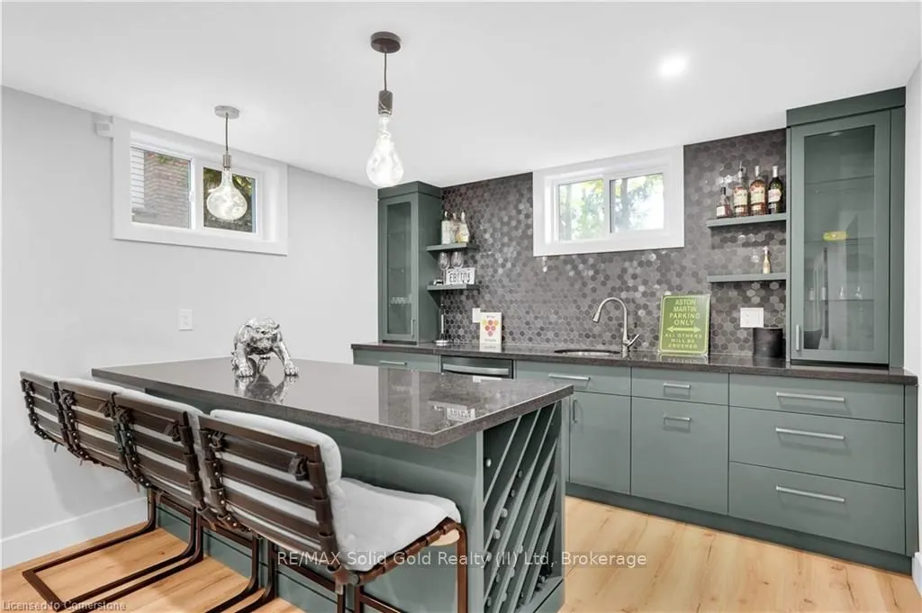 239 Corrie Crescent