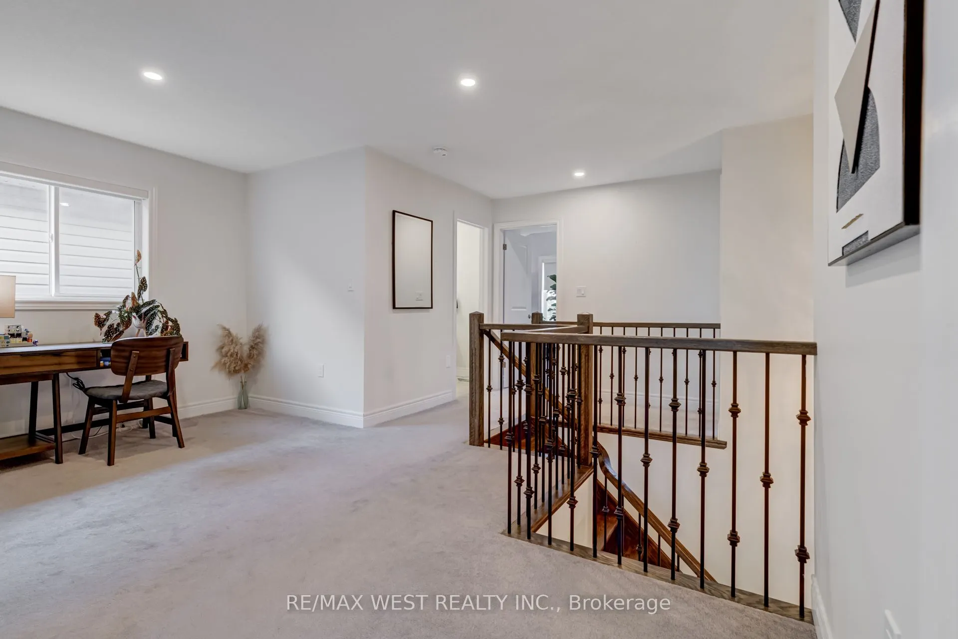 270 Dalgleish Trail