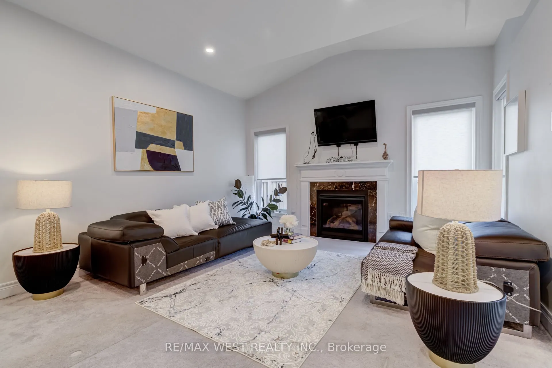 270 Dalgleish Trail